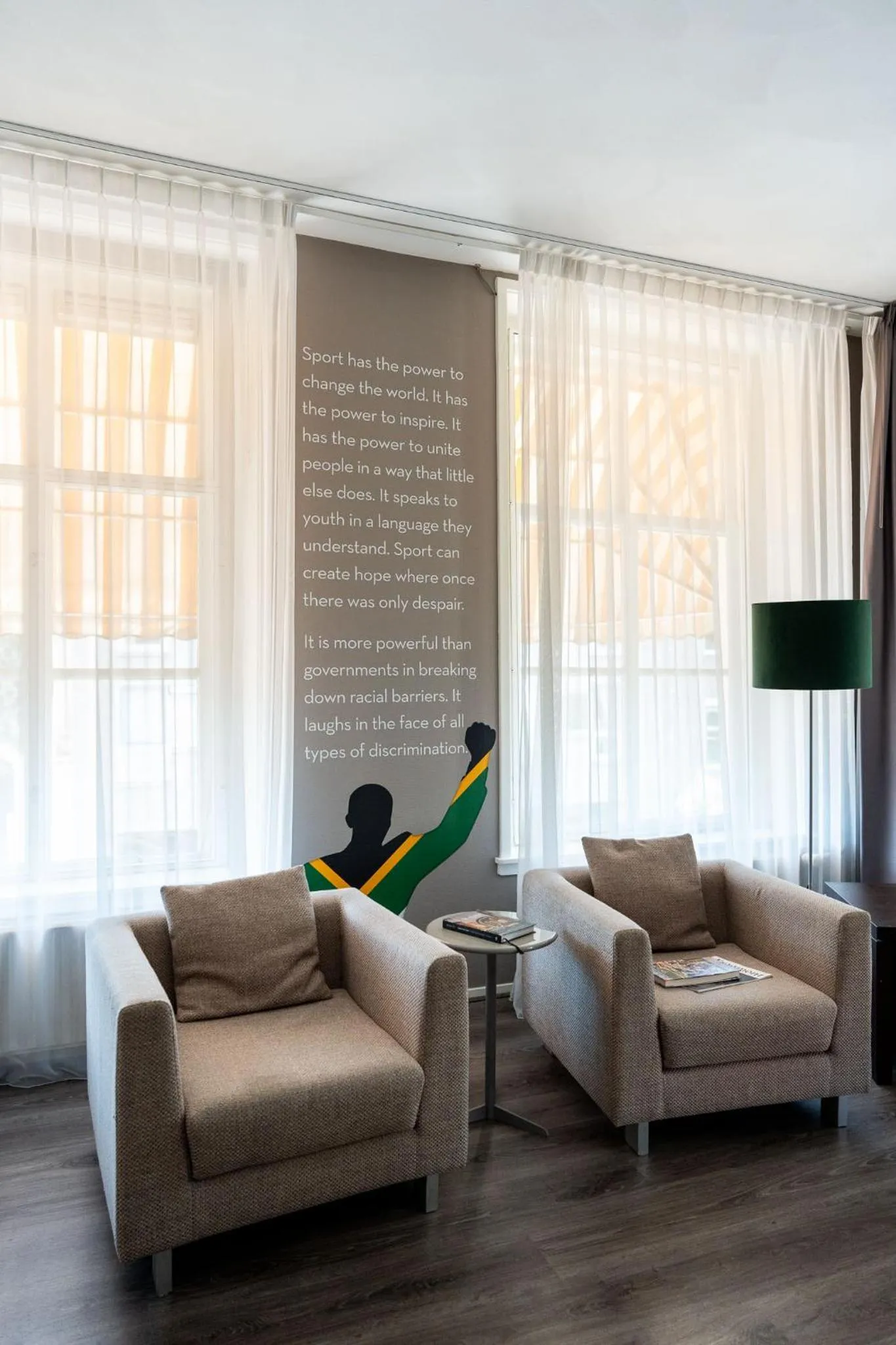 Bedroom in Hotel de Wereld