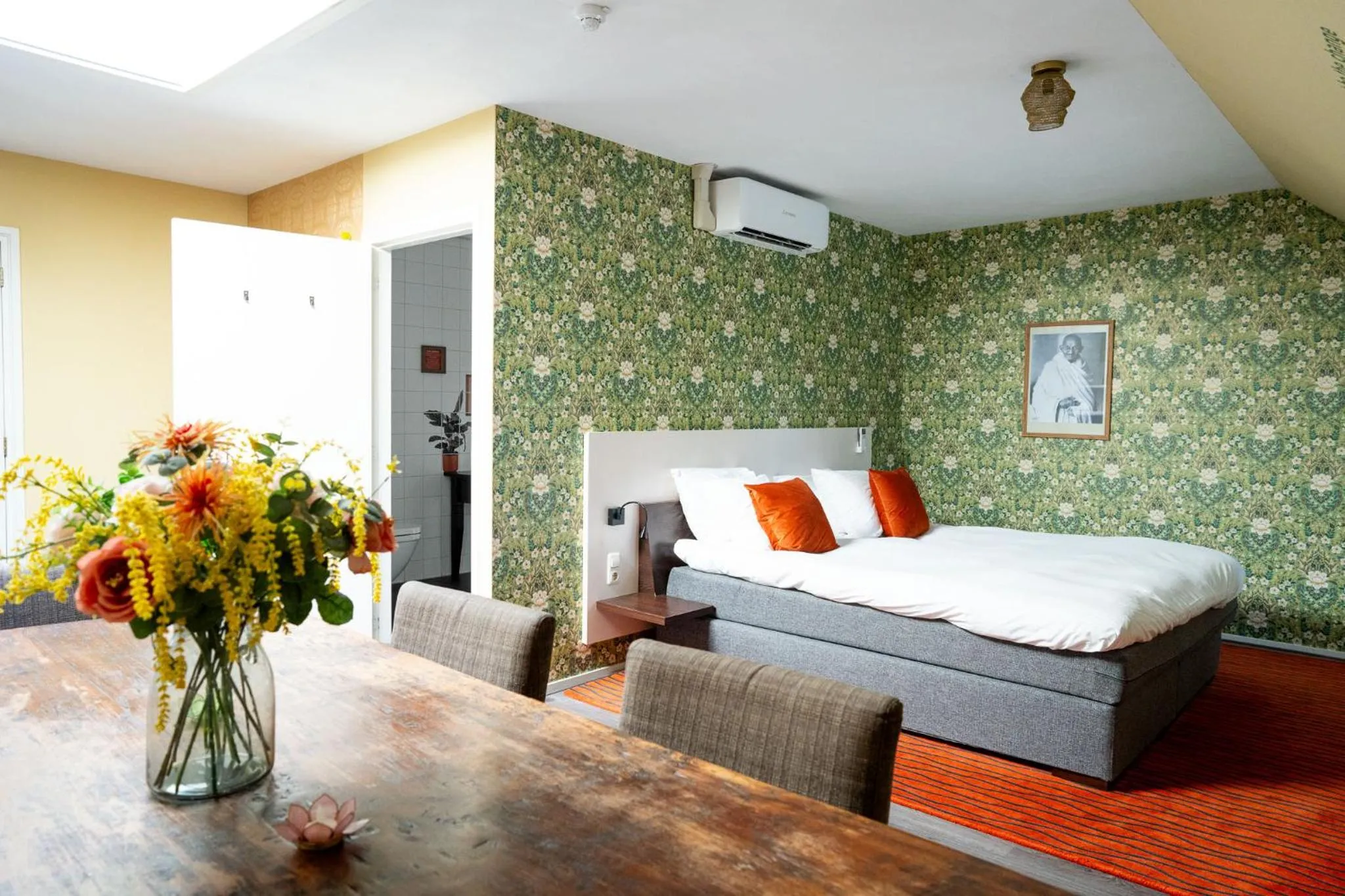 Bedroom, Bed in Hotel de Wereld