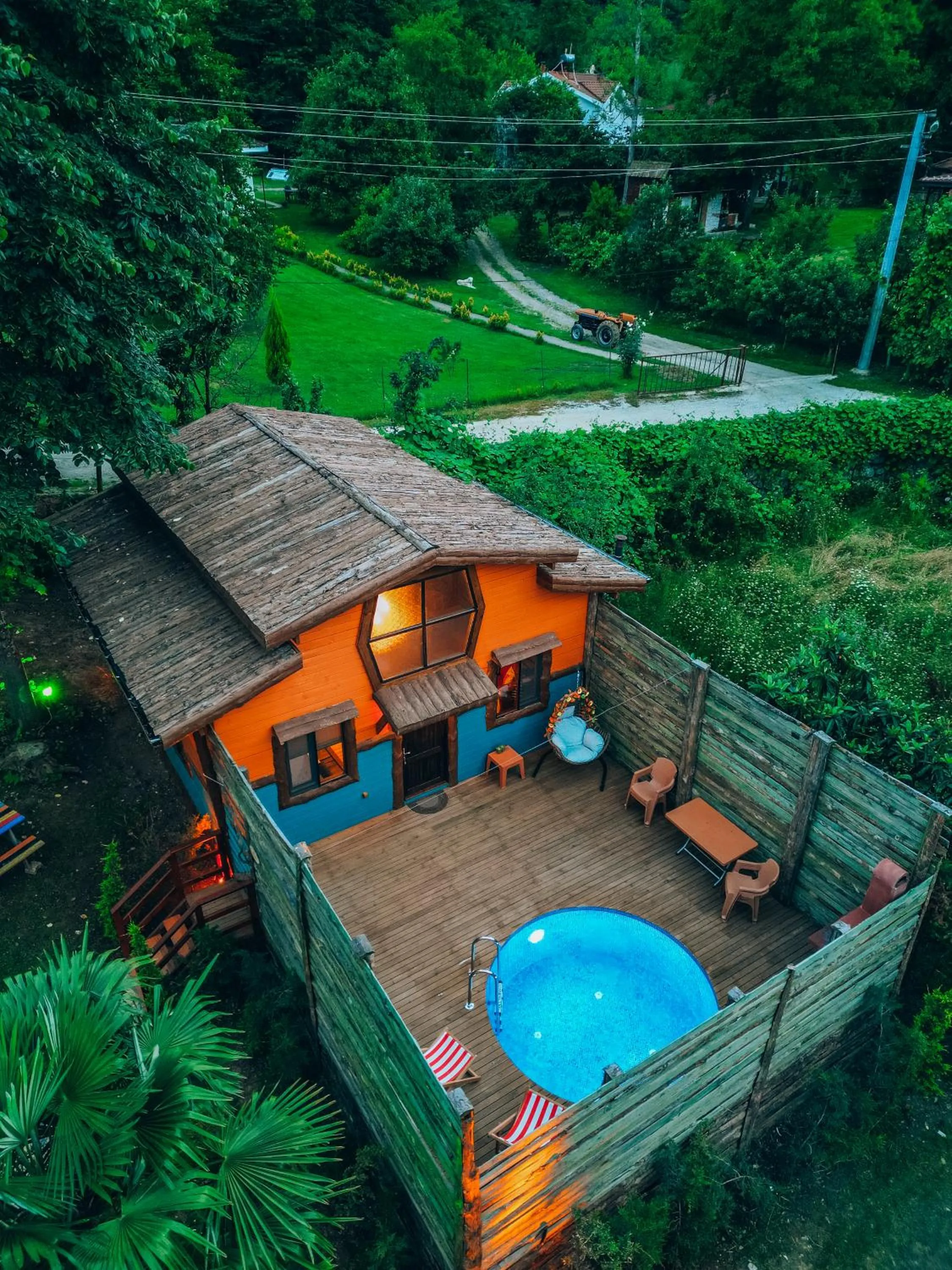 Property building in Sapanca Şeker Bungalov