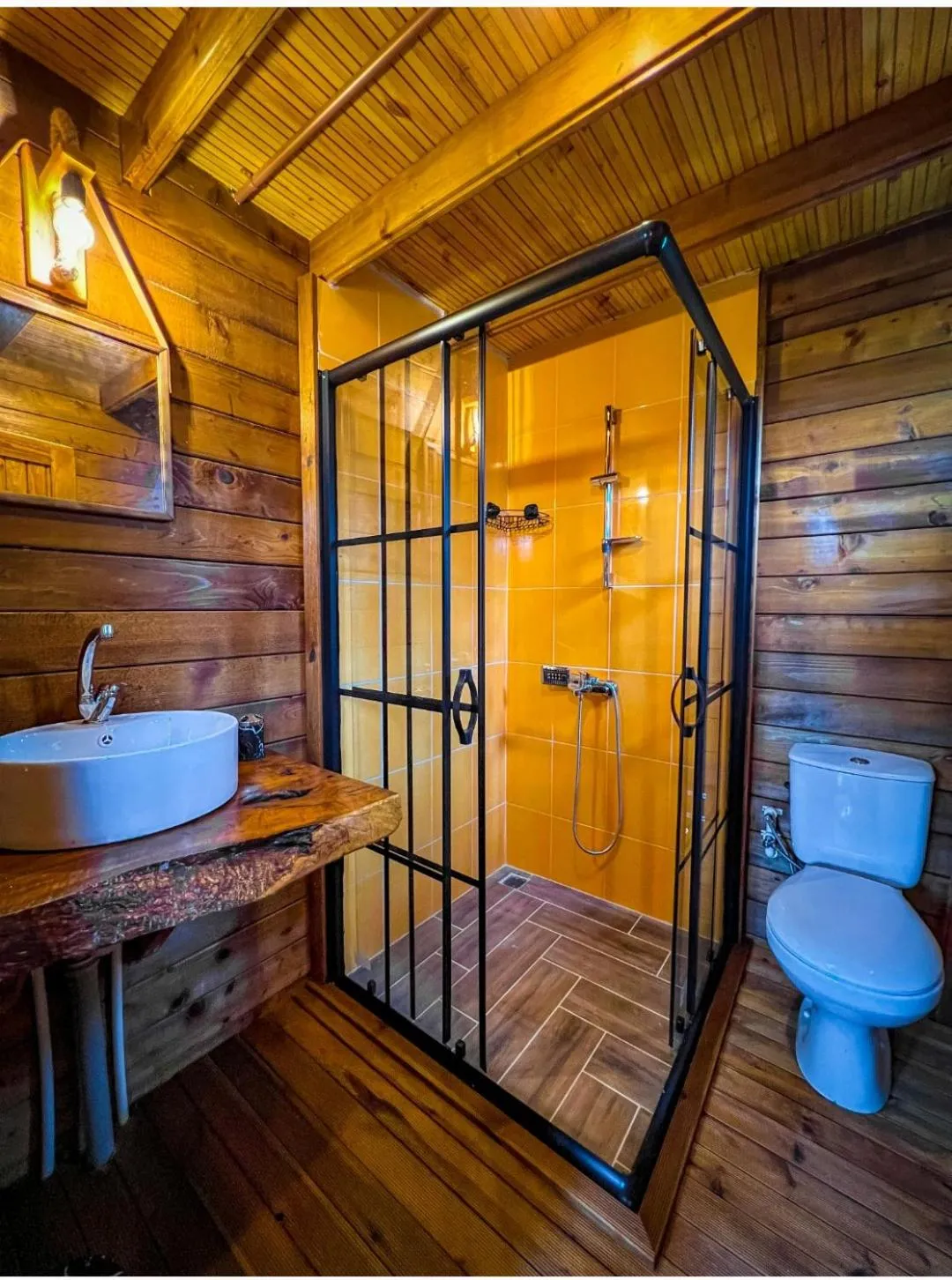 Bathroom in Sapanca Şeker Bungalov
