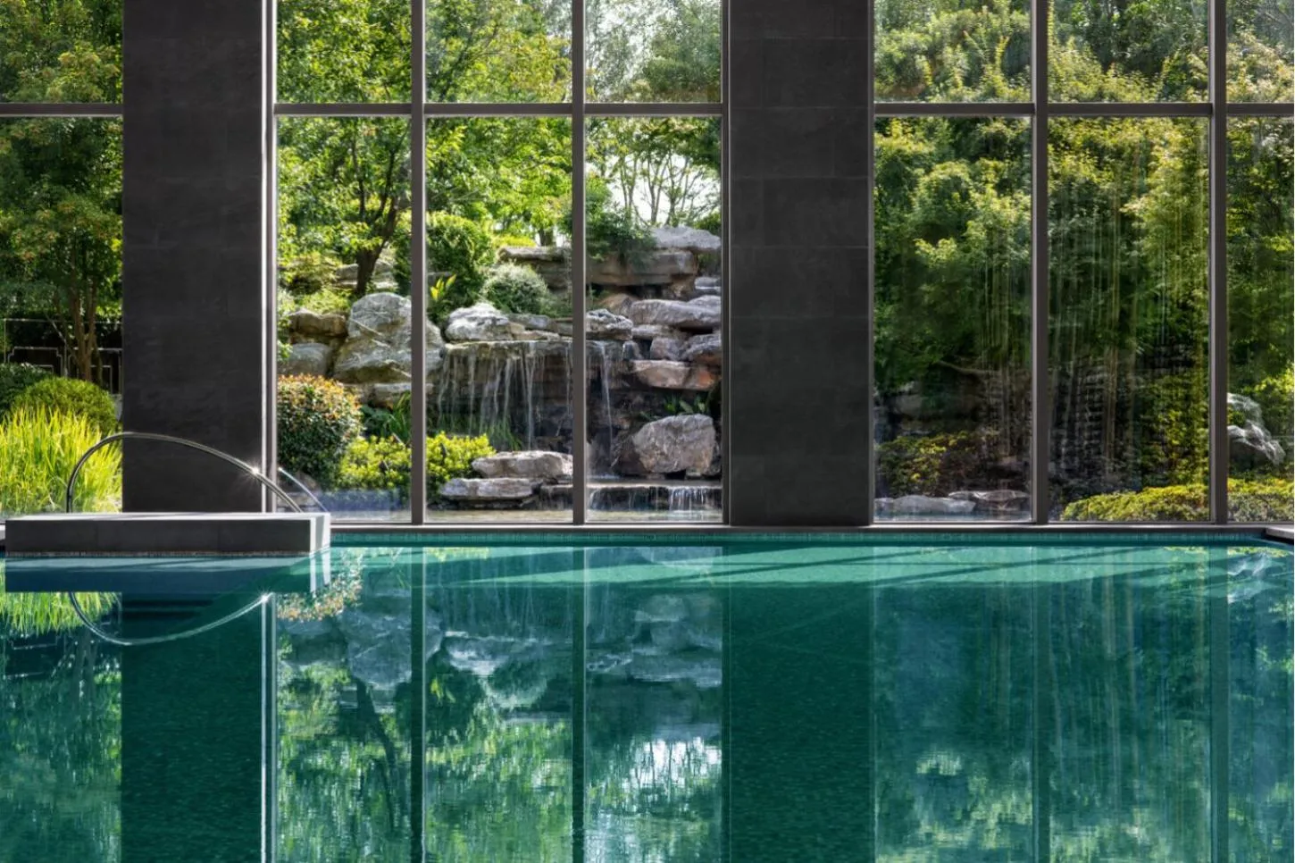 Swimming pool in Four Seasons Hotel Suzhou