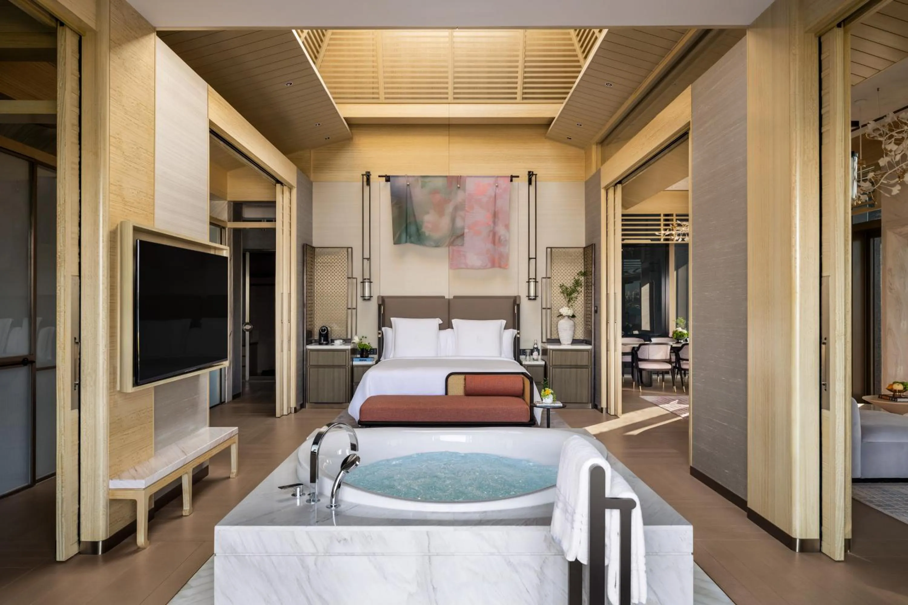 Bed in Four Seasons Hotel Suzhou