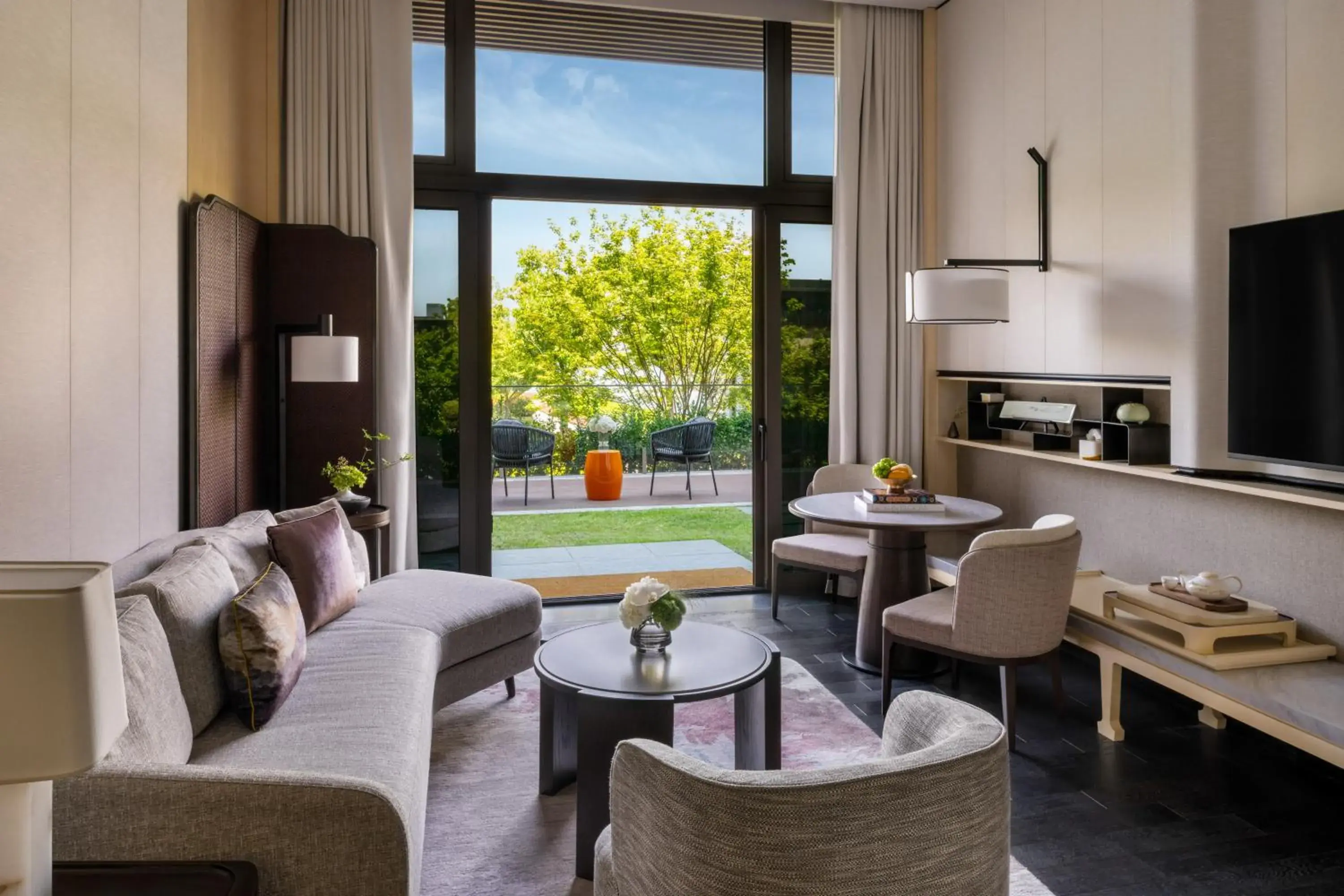 Premier Garden Terrace Suite Twin in Four Seasons Hotel Suzhou Premier Garden Terrace Suite Twin in Four Seasons Hotel Suzhou