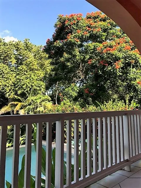 Pool view in Tobago Hibiscus Golf Villas & Appartments