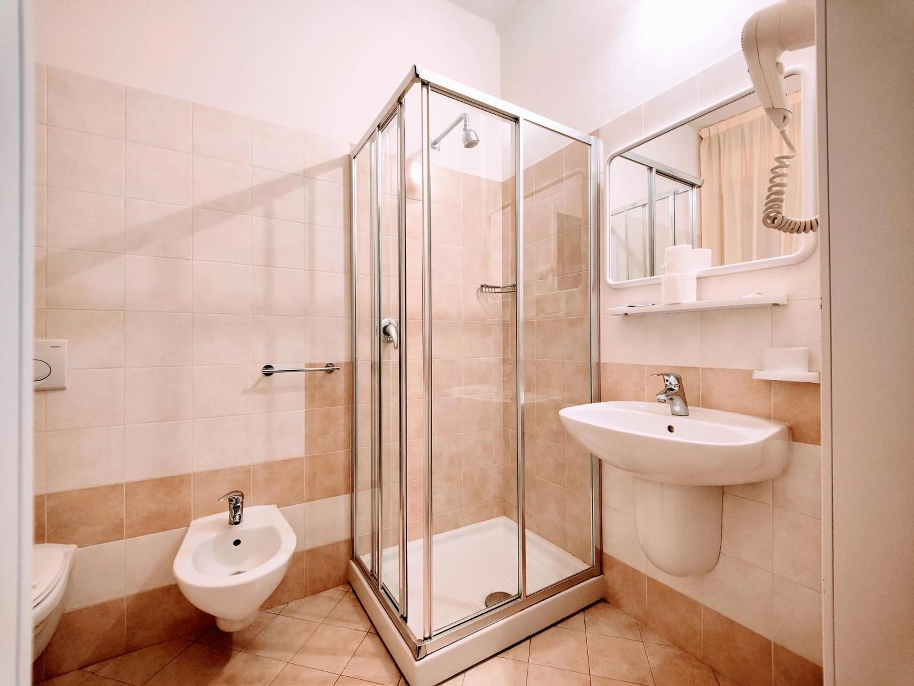 Bathroom in Hotel Ben Hur