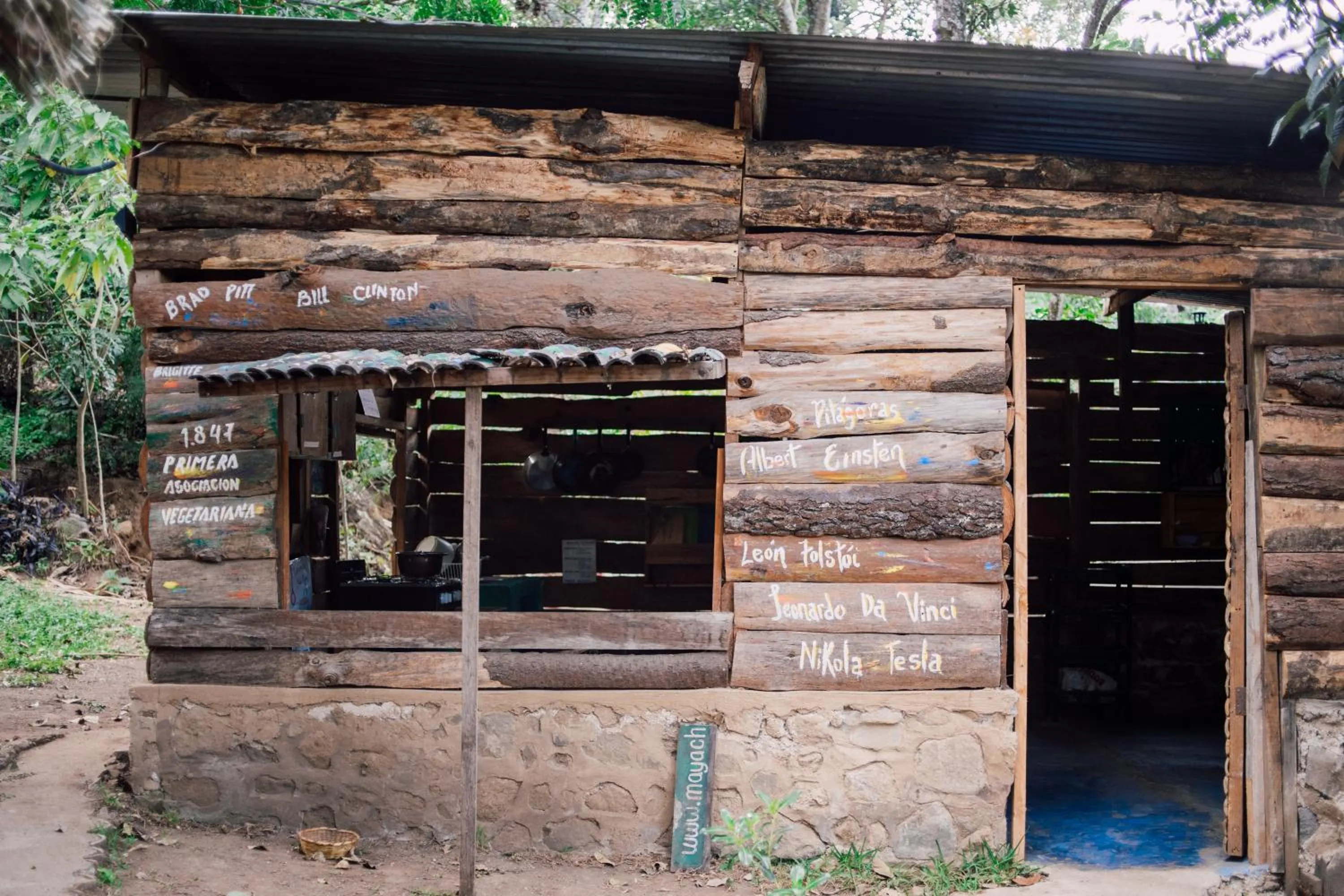 Kitchen or kitchenette in Eco-Hotel Mayachik