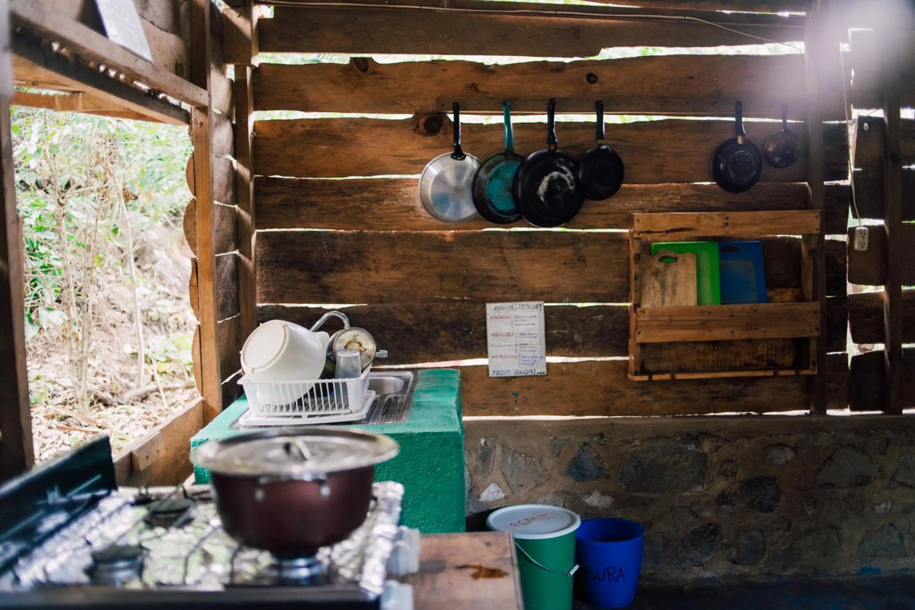 Kitchen or kitchenette in Eco-Hotel Mayachik