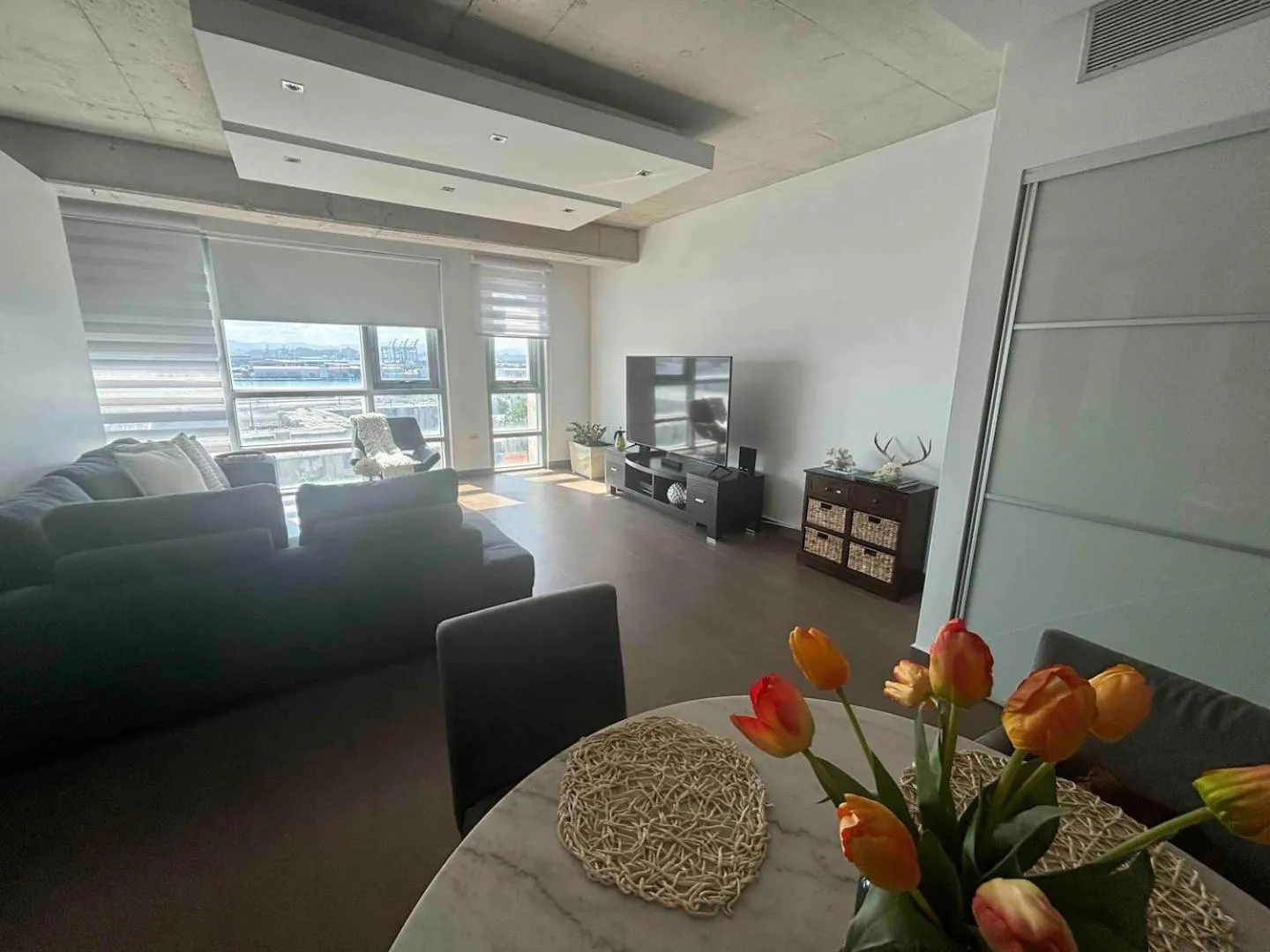 Living room in Atlantis Loft Studio by Stay Here PR