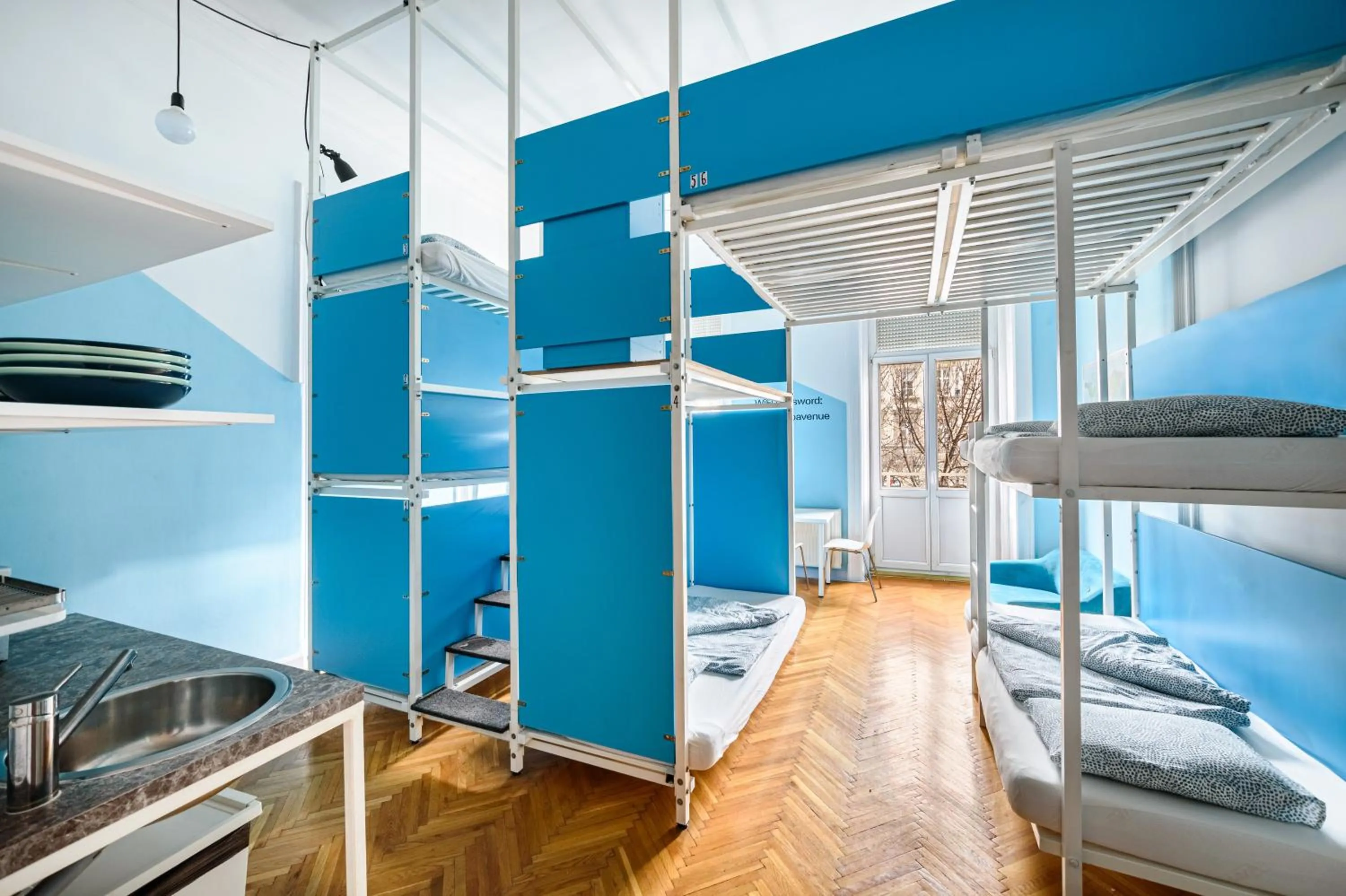 Photo of the whole room, Bed in Avenue Hostel