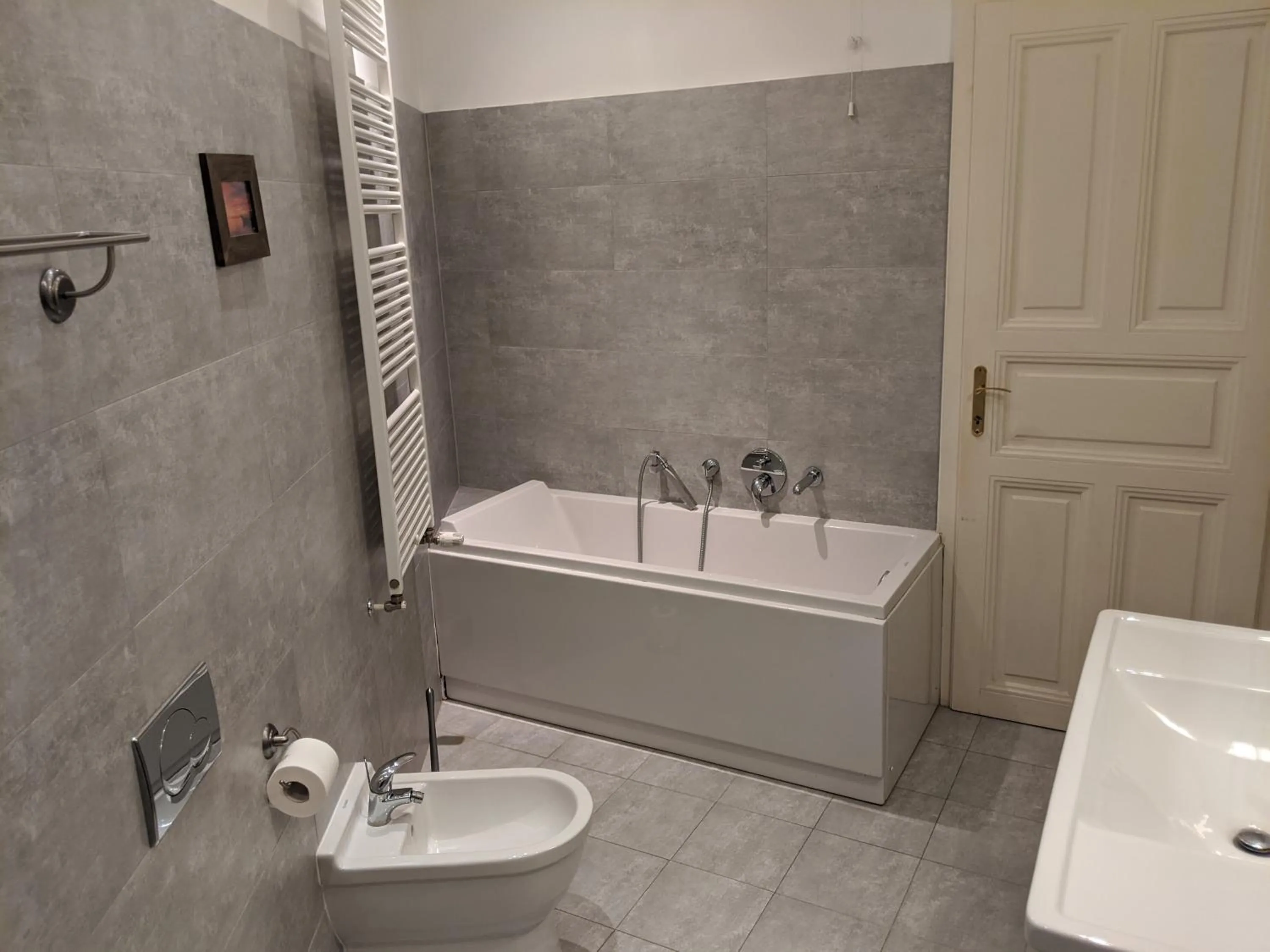 Bathroom in Avenue Hostel