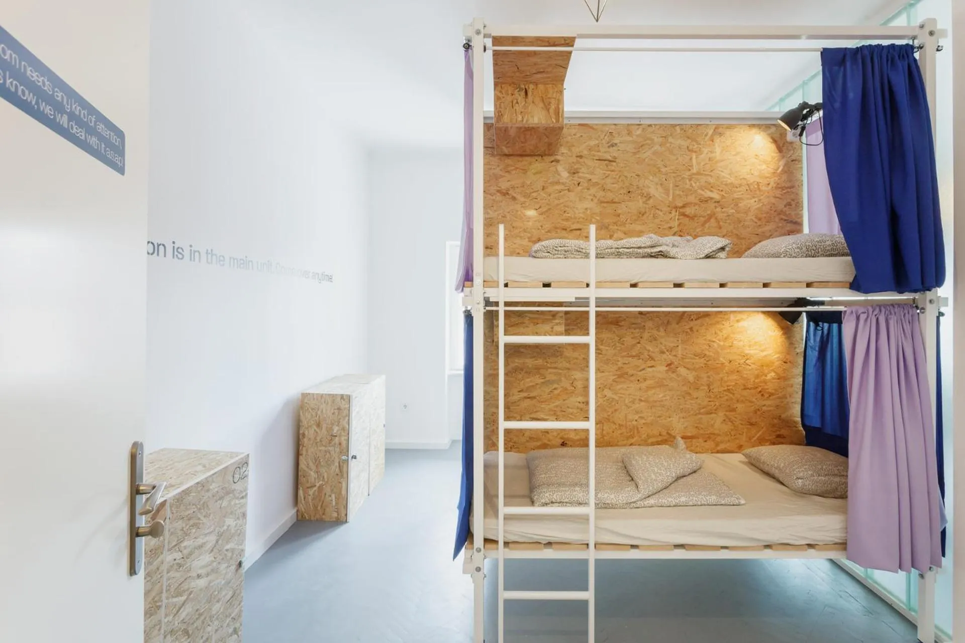 Photo of the whole room, Bed in Avenue Hostel