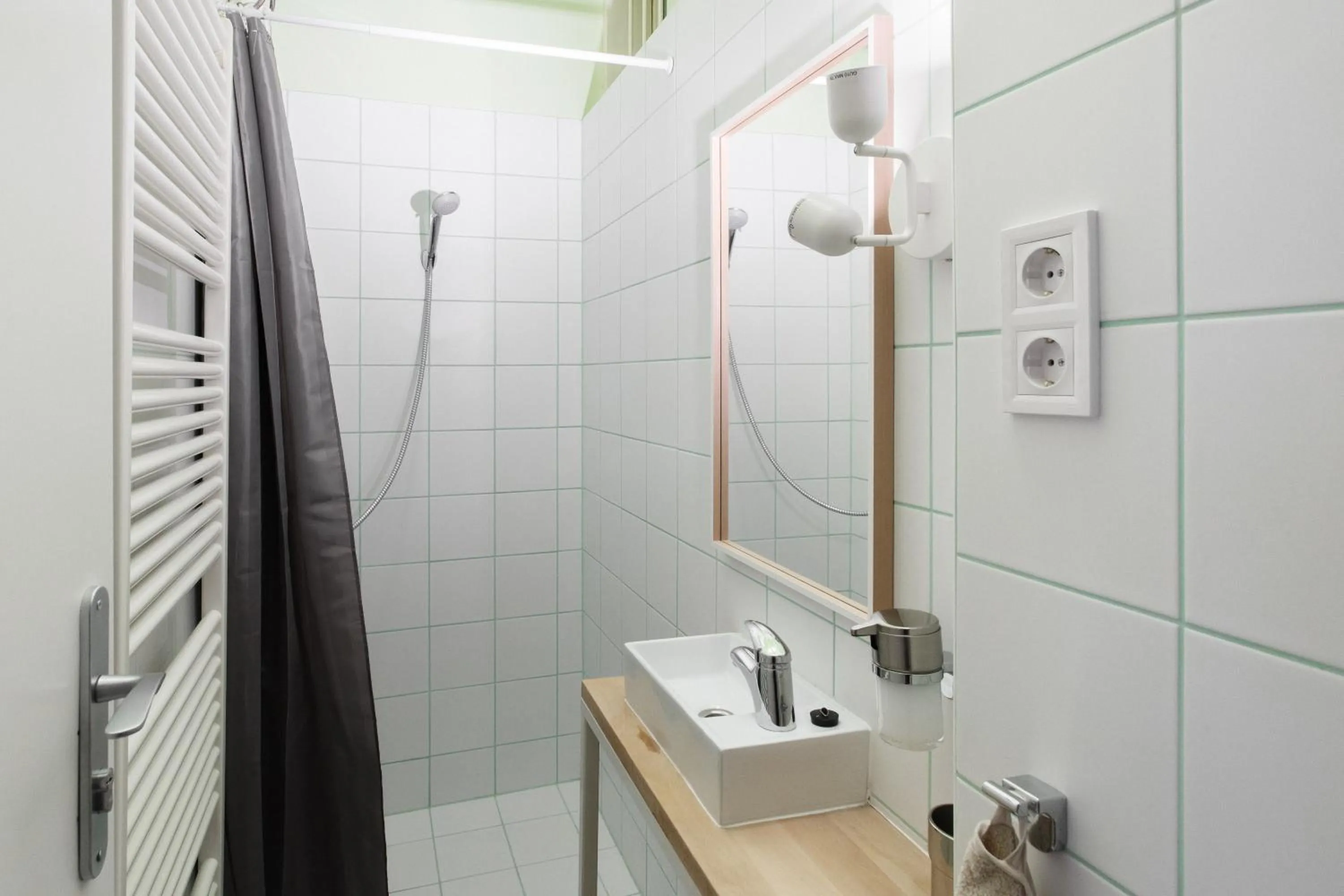 Day in Avenue Hostel