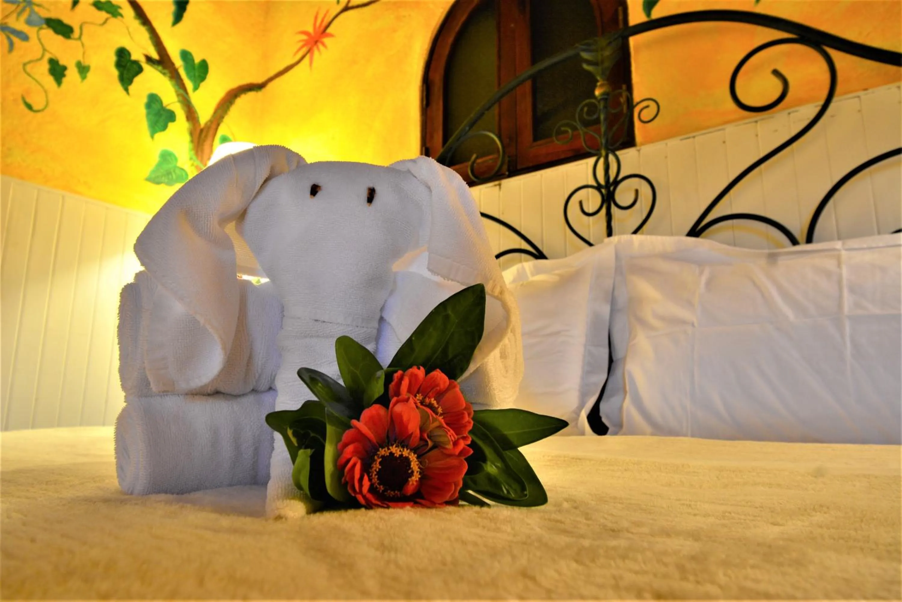 Bed in Hotel La Mansion Inn Arenal