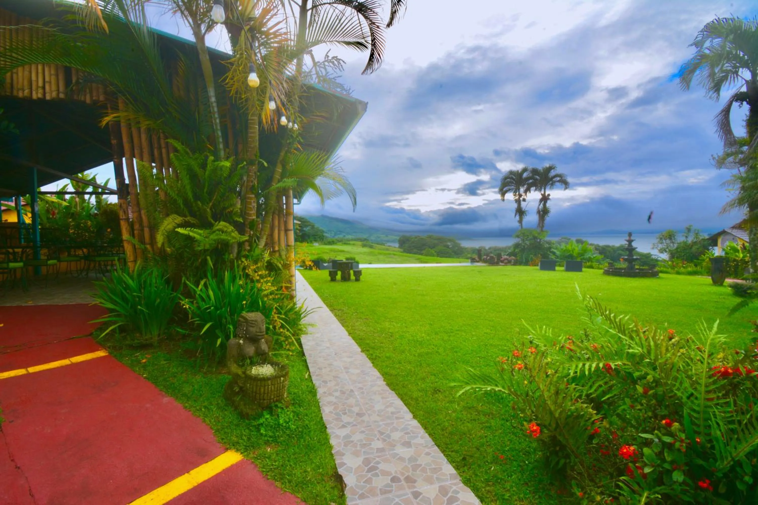 Hotel La Mansion Inn Arenal