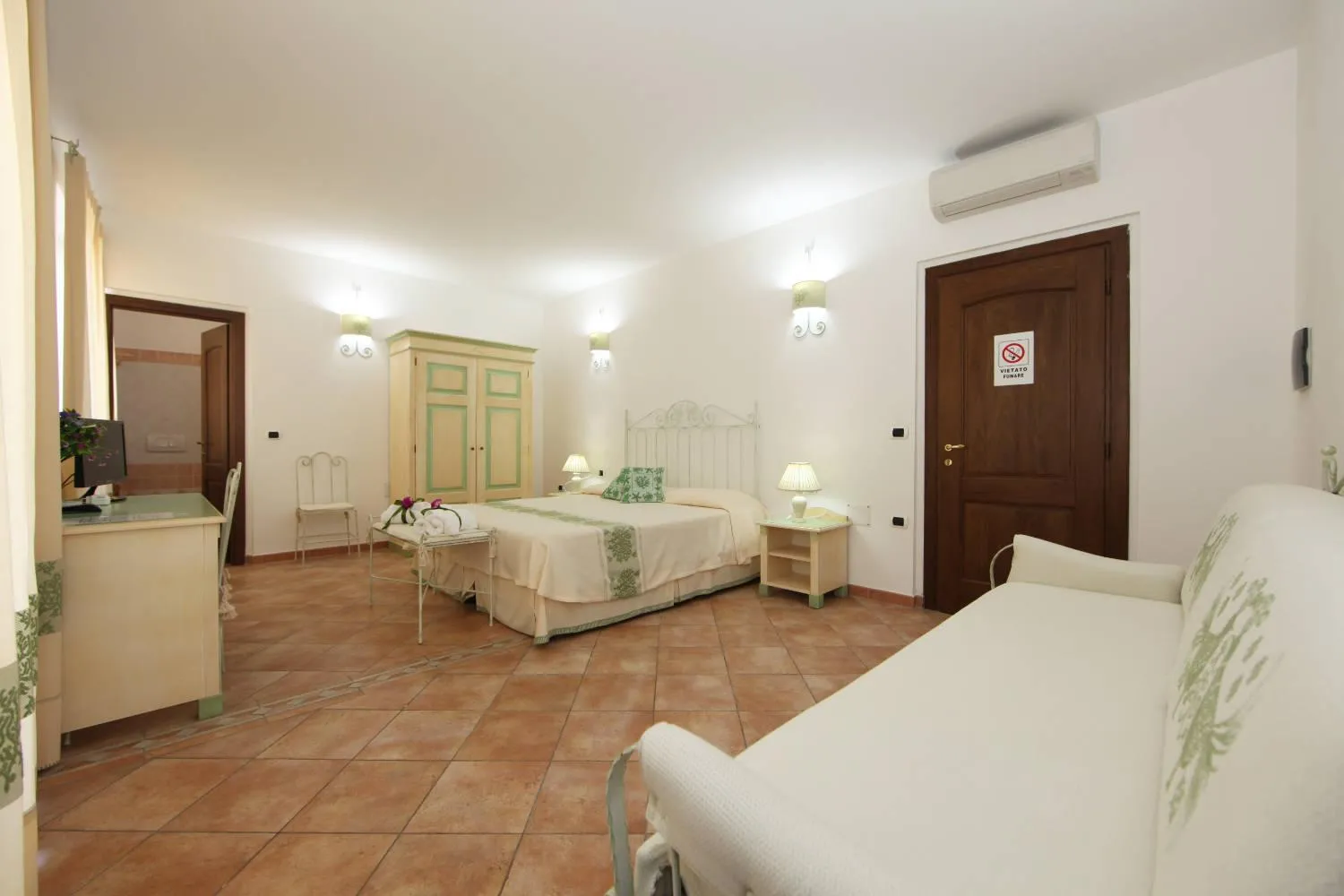 Bedroom, Bed in Guest House Villabianca