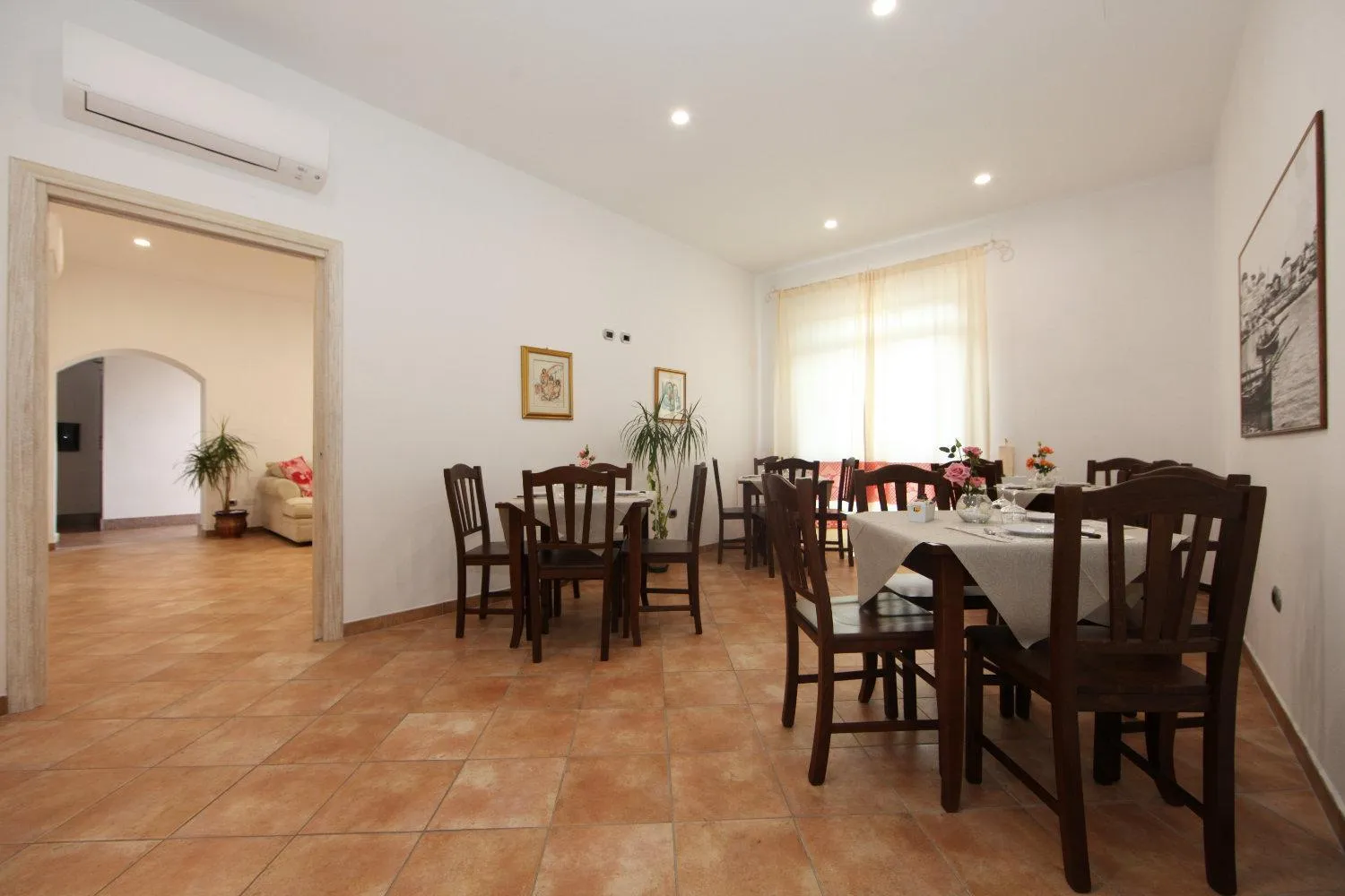 Communal lounge/ TV room in Guest House Villabianca