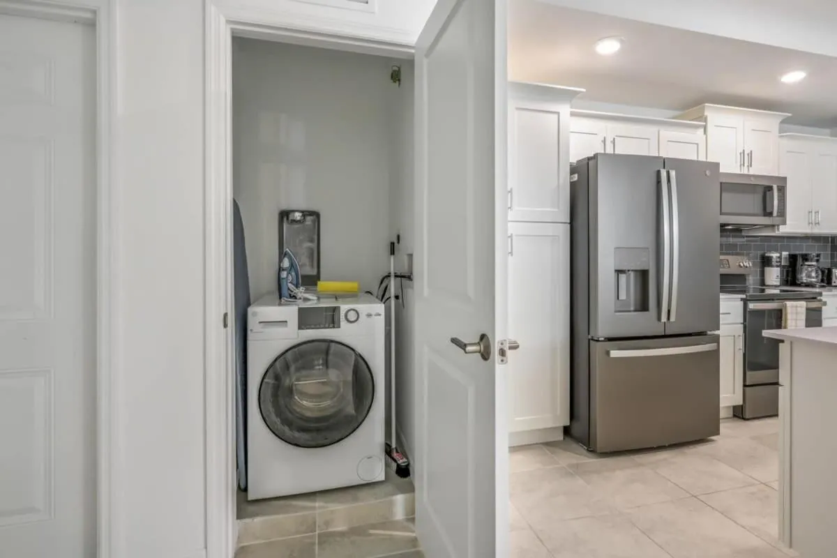 Spacious Beautiful 3-BR Condo Prime Location