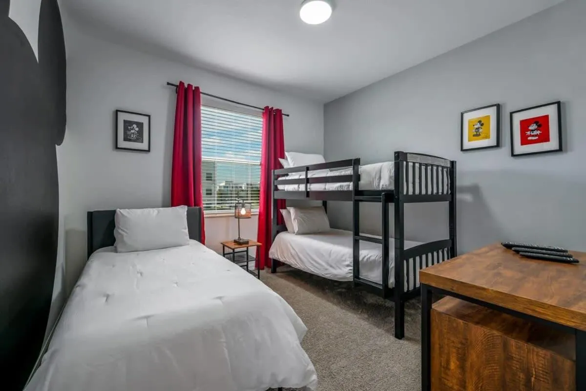 Bed in Spacious Beautiful 3-BR Condo Prime Location
