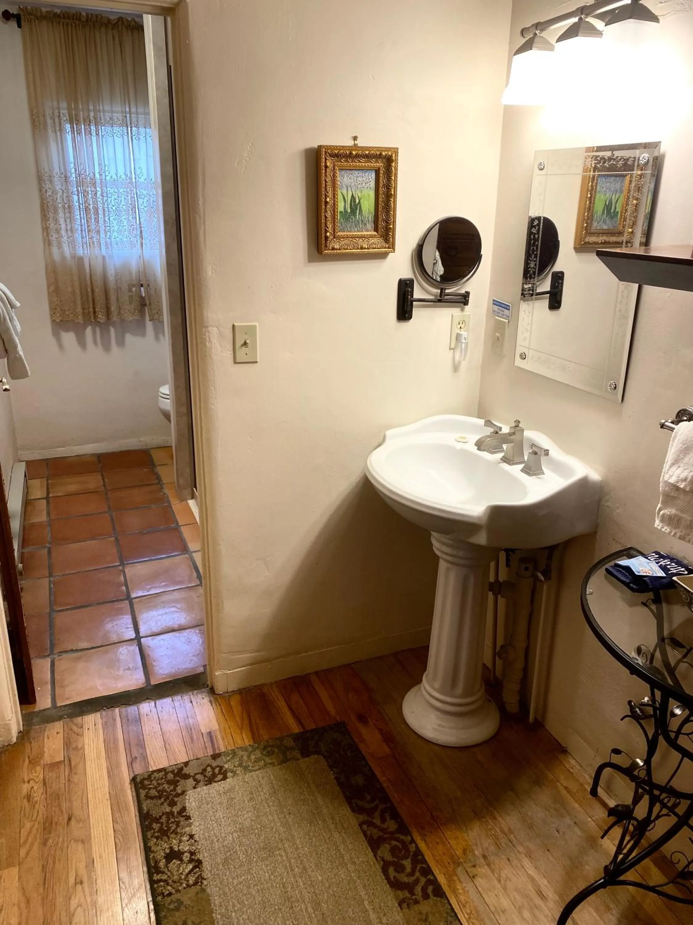 Bathroom in Casa de Tres Lunas/House of Three Moons