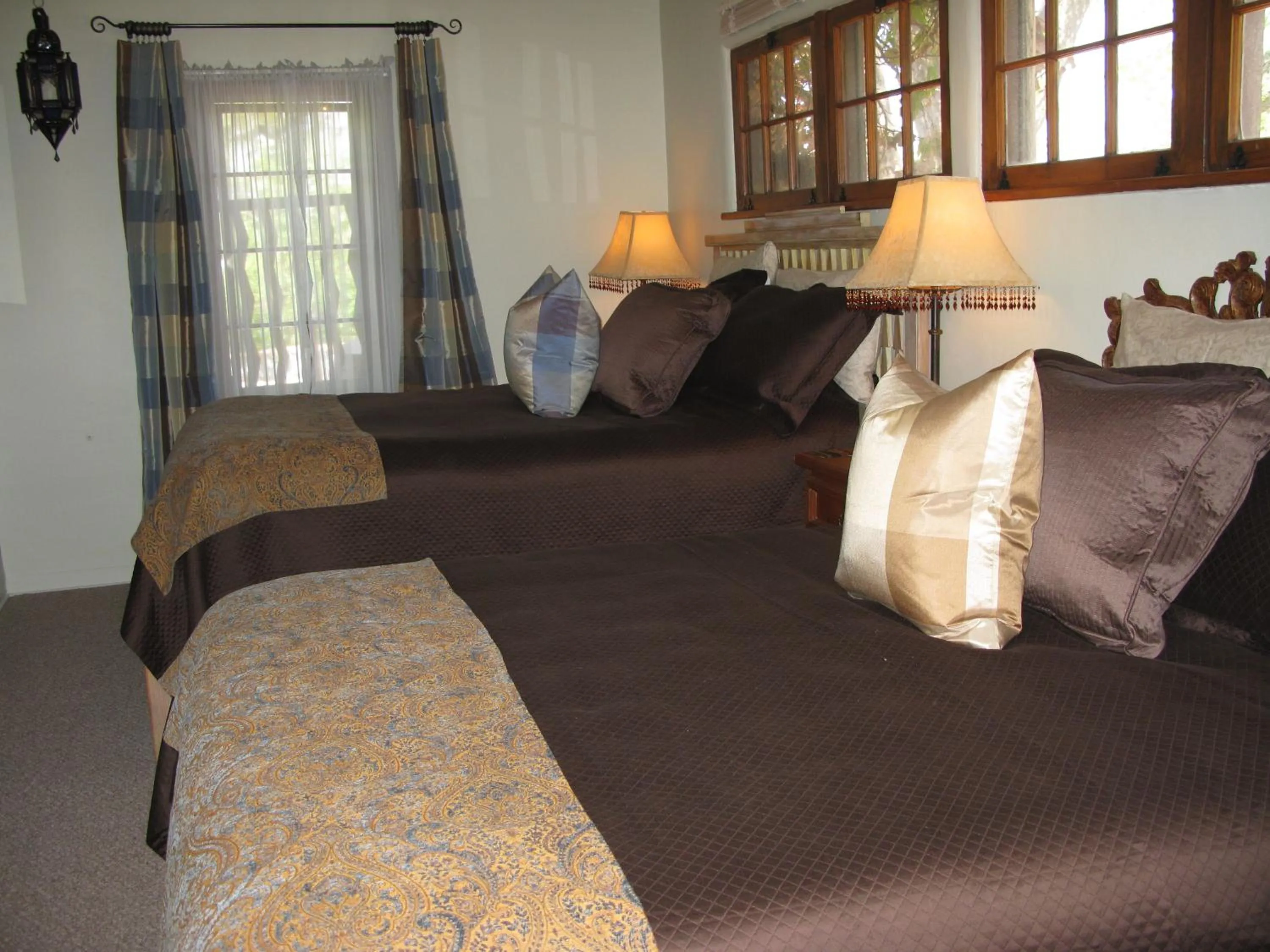 Bedroom, Bed in Casa de Tres Lunas/House of Three Moons