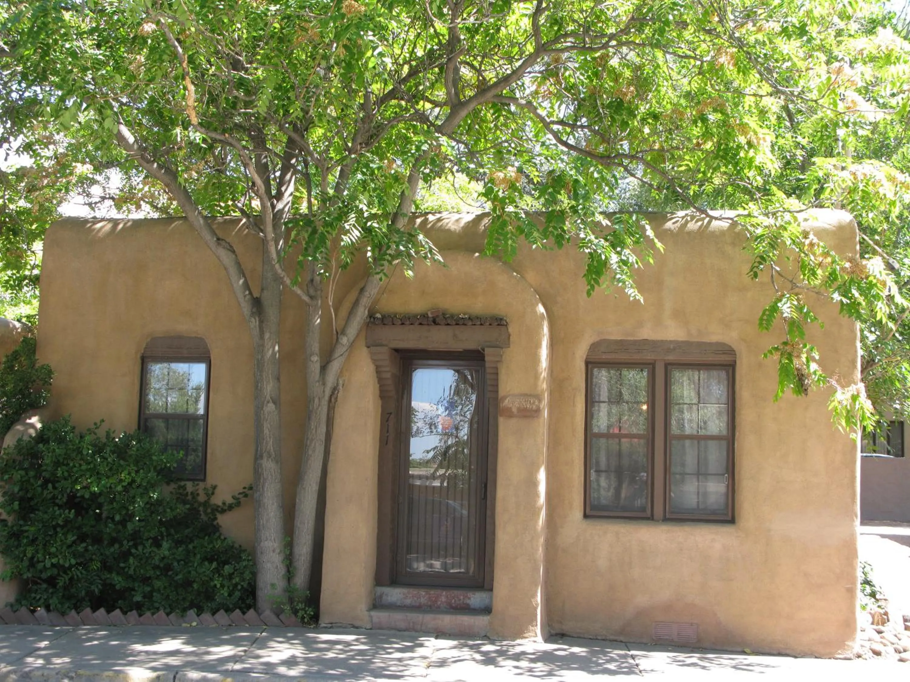 Facade/entrance in Casa de Tres Lunas/House of Three Moons
