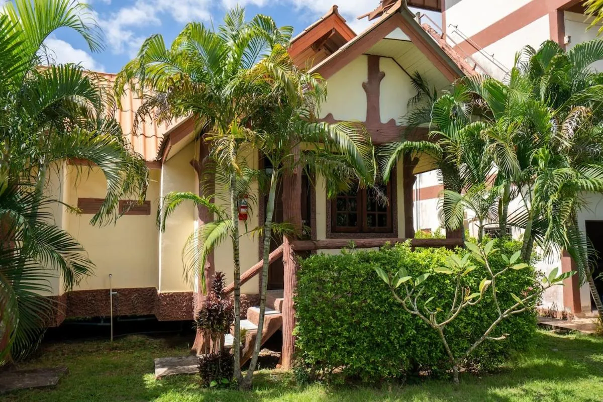 Lanta School Beach Resort