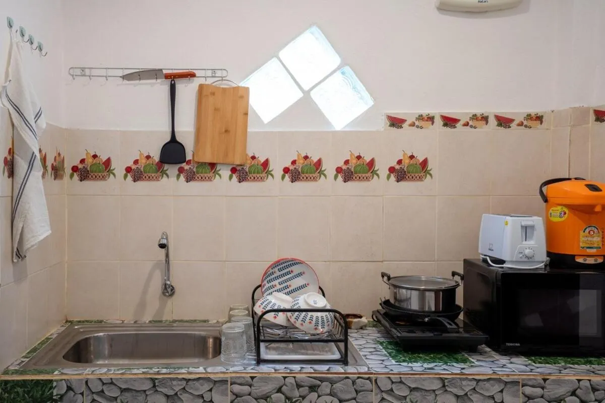 Lanta School Beach Resort