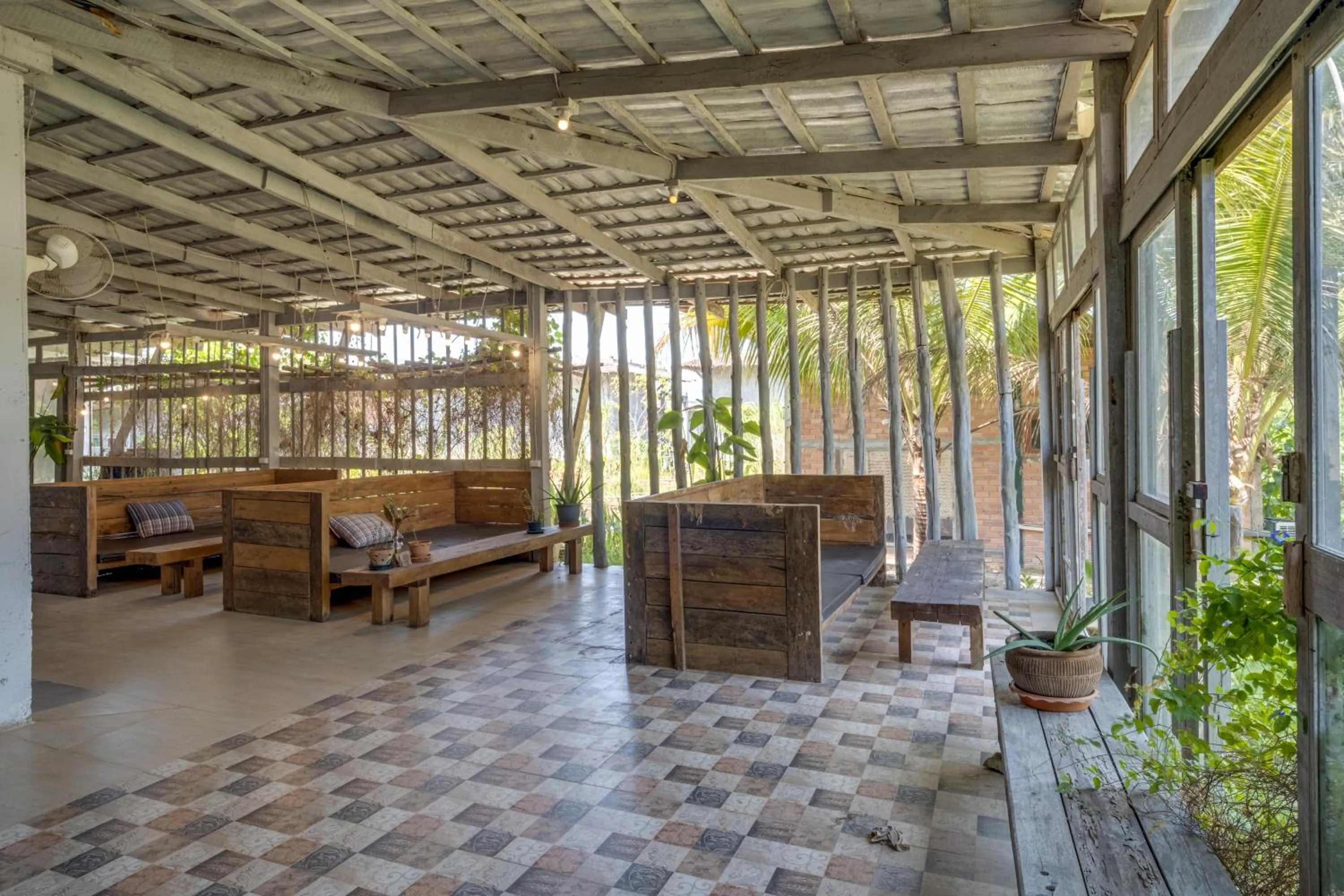 Artisan koh yao yai handcraft beachfront villas.