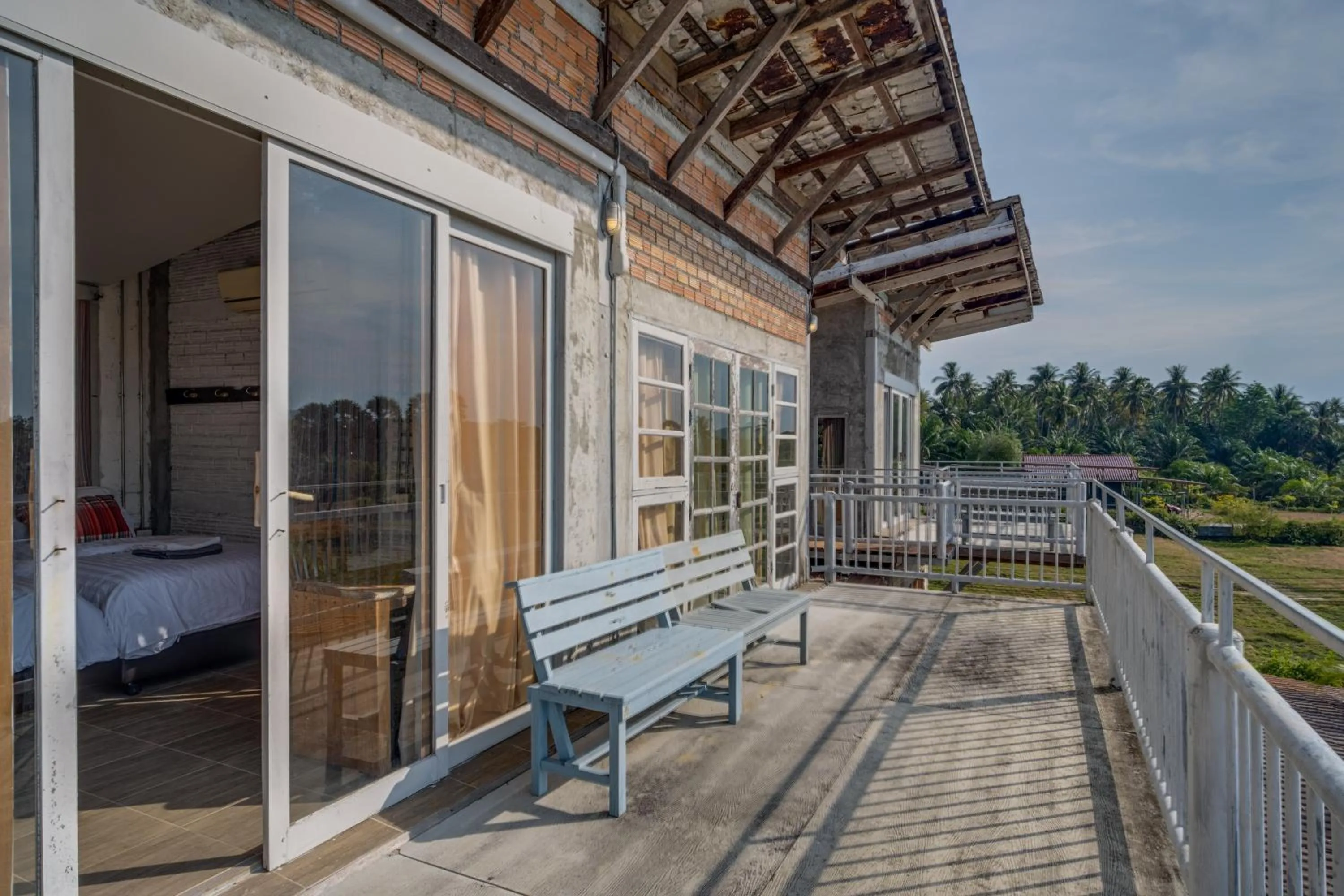 Artisan koh yao yai handcraft beachfront villas.