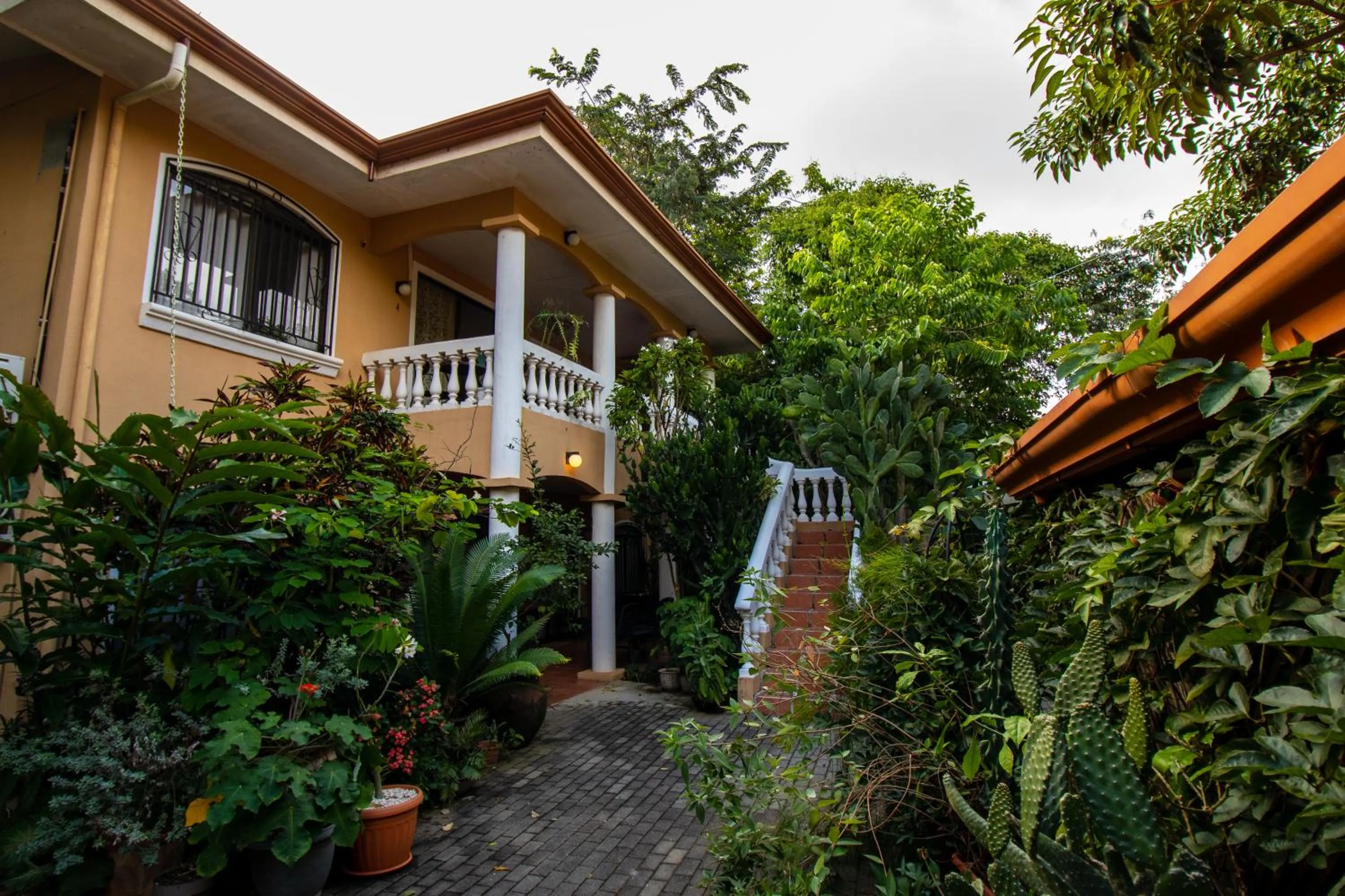 Anona Guesthouse