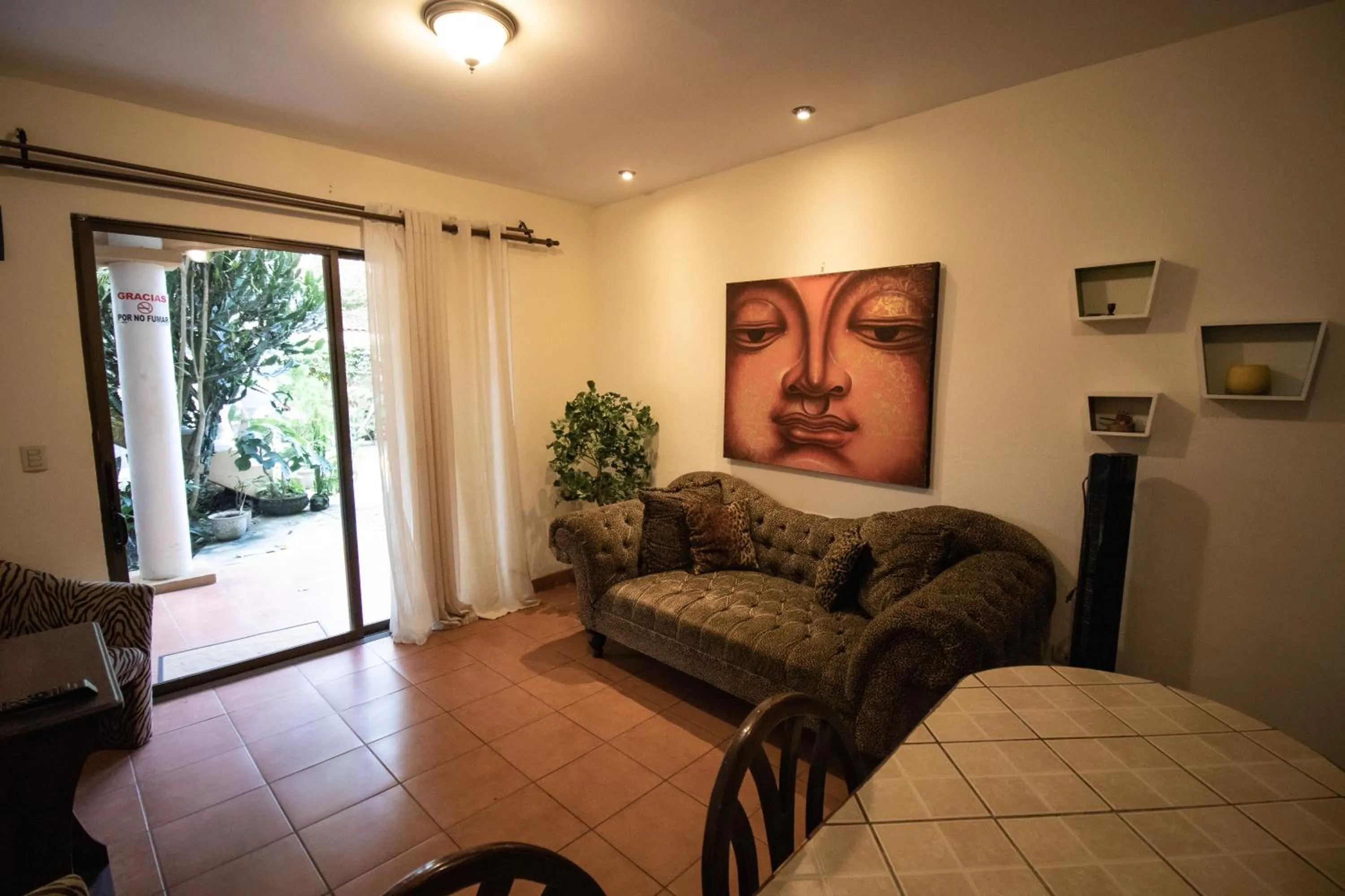 Apartment - Ground Floor in Anona Guesthouse