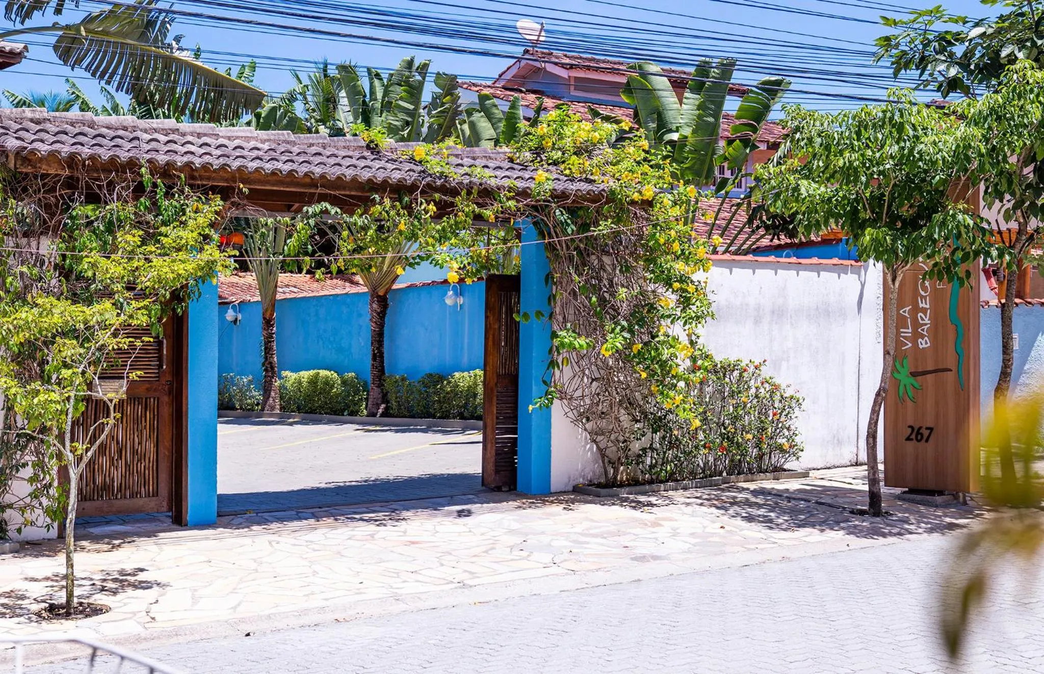 Facade/entrance in Pousada Vila Barequeçaba
