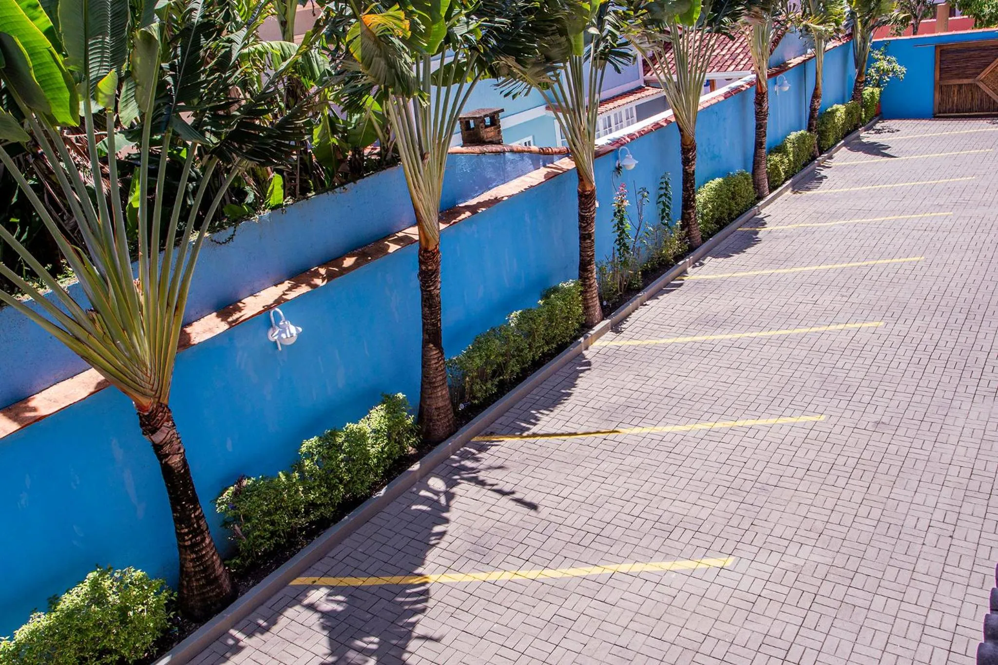 Parking in Pousada Vila Barequeçaba