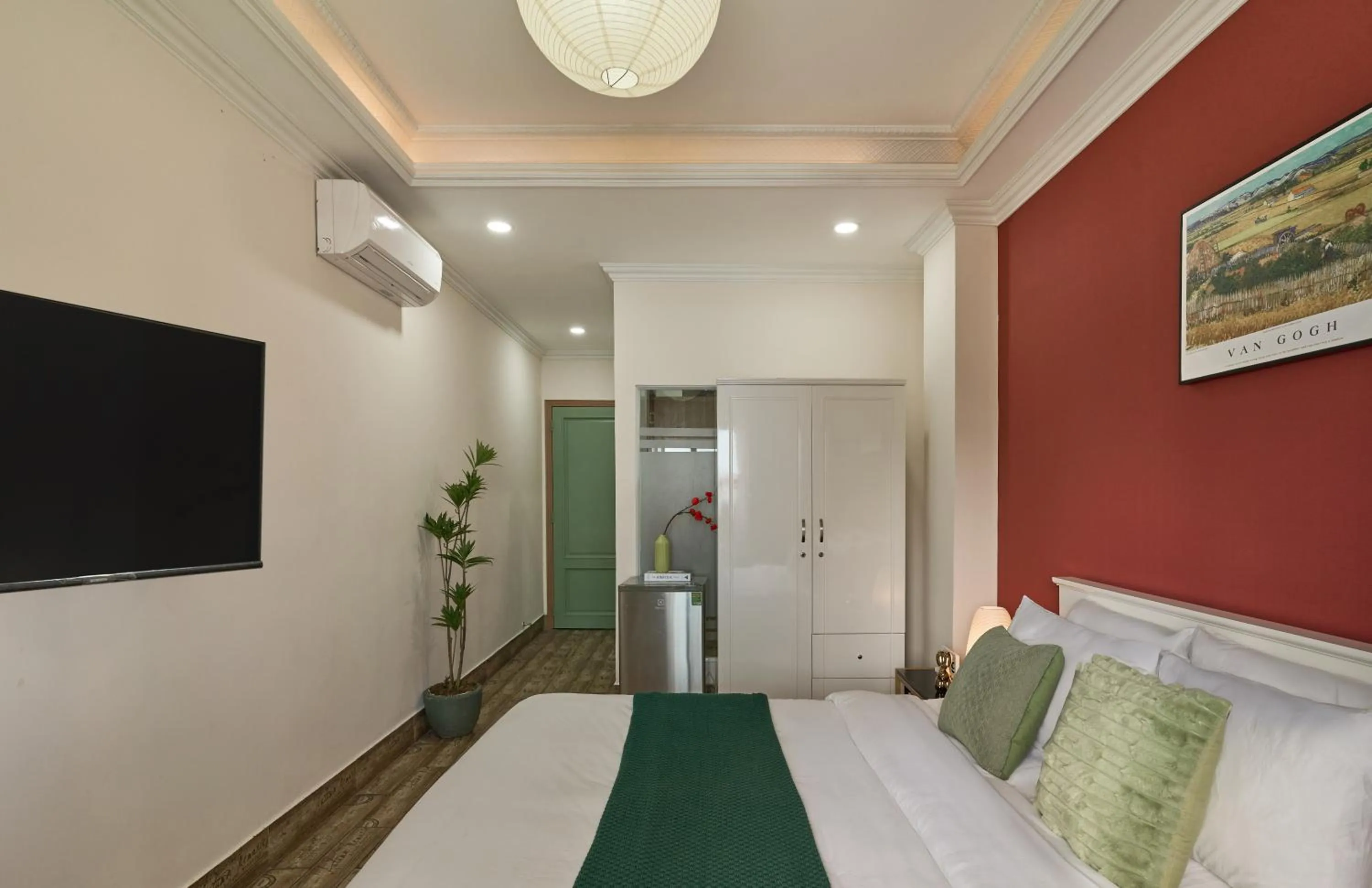 Communal lounge/ TV room, Bed in The Passion Hotel Airport - 5 minutes to Tan Son Nhat