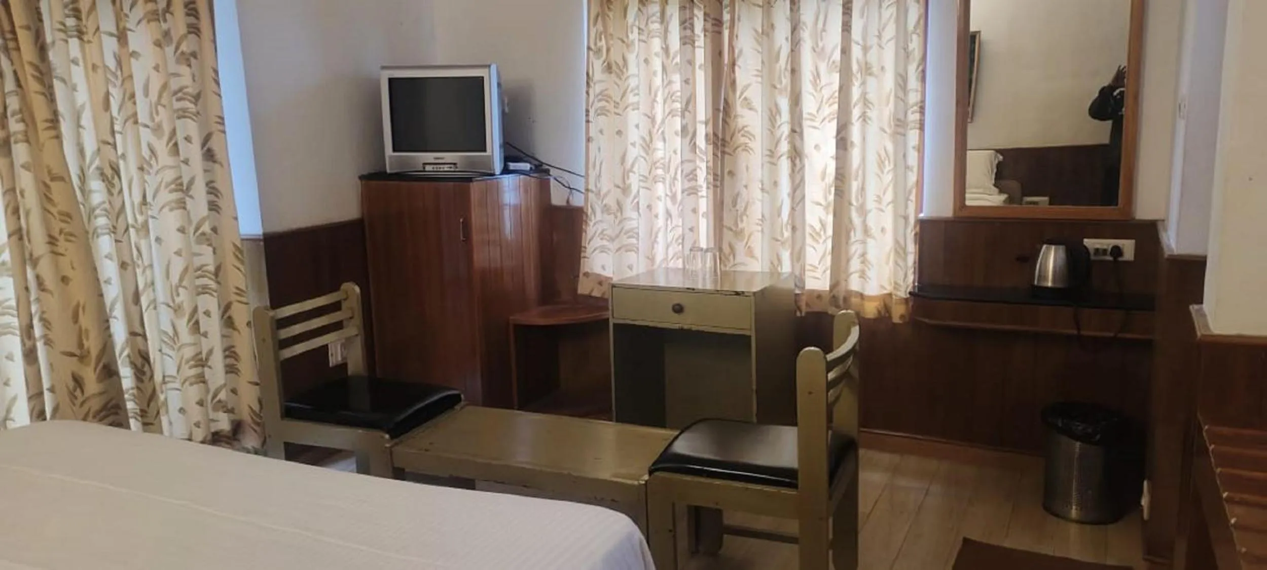 Bedroom in COASTAL GRAND HIGH LAND PARADE