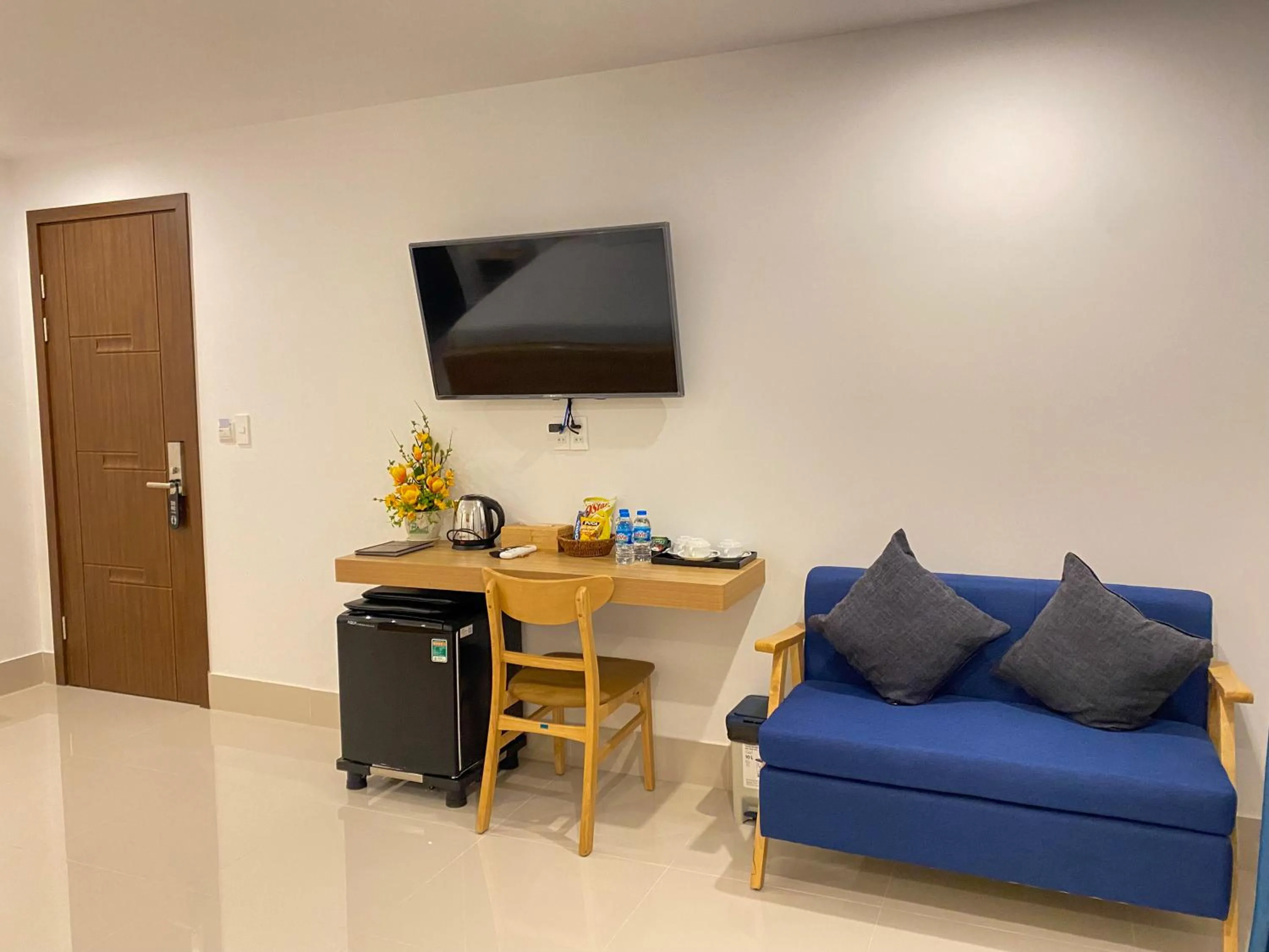 Seating area in White House Central Villa