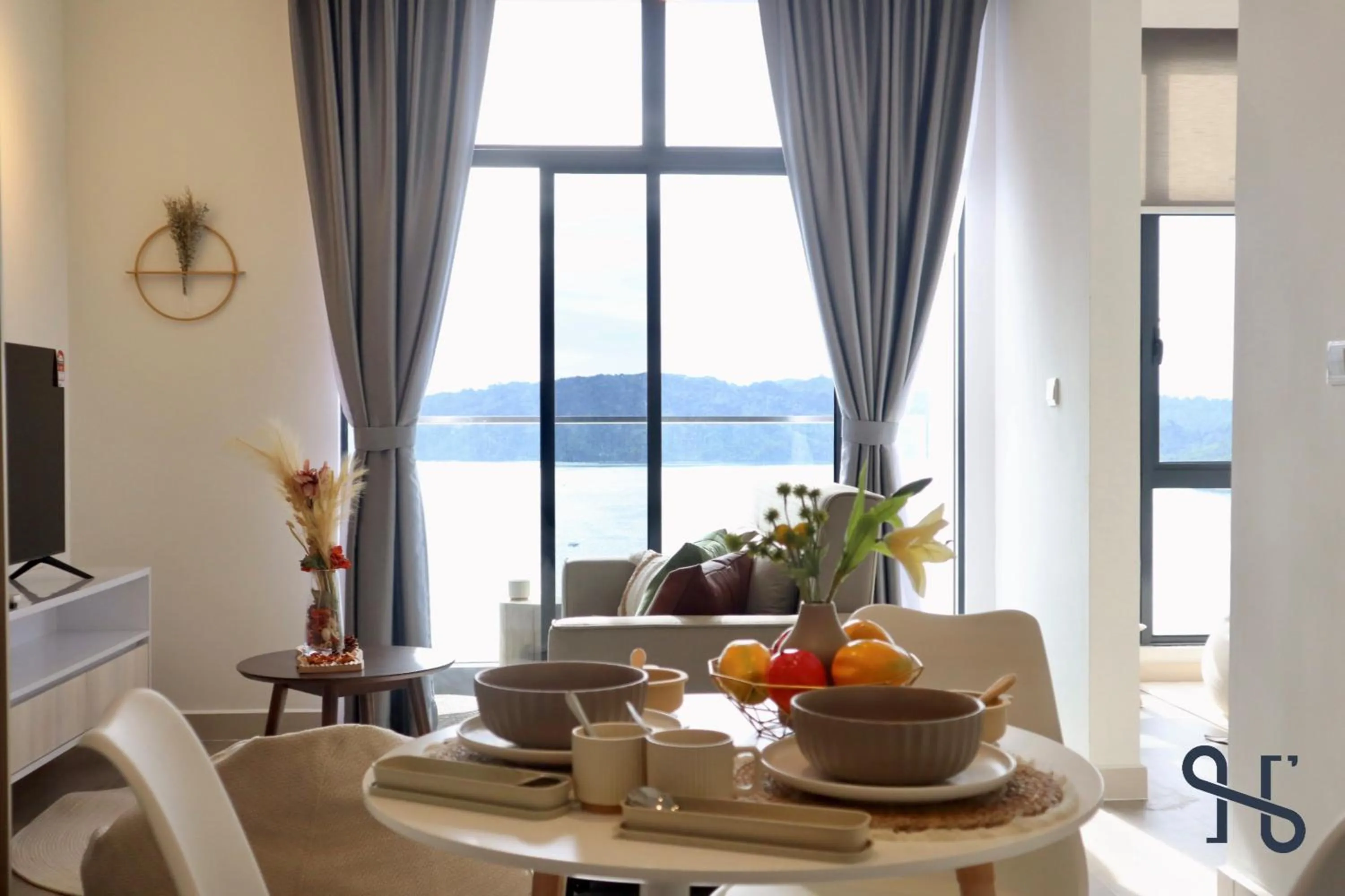 Coffee/tea facilities in The Shore by Homesuite'