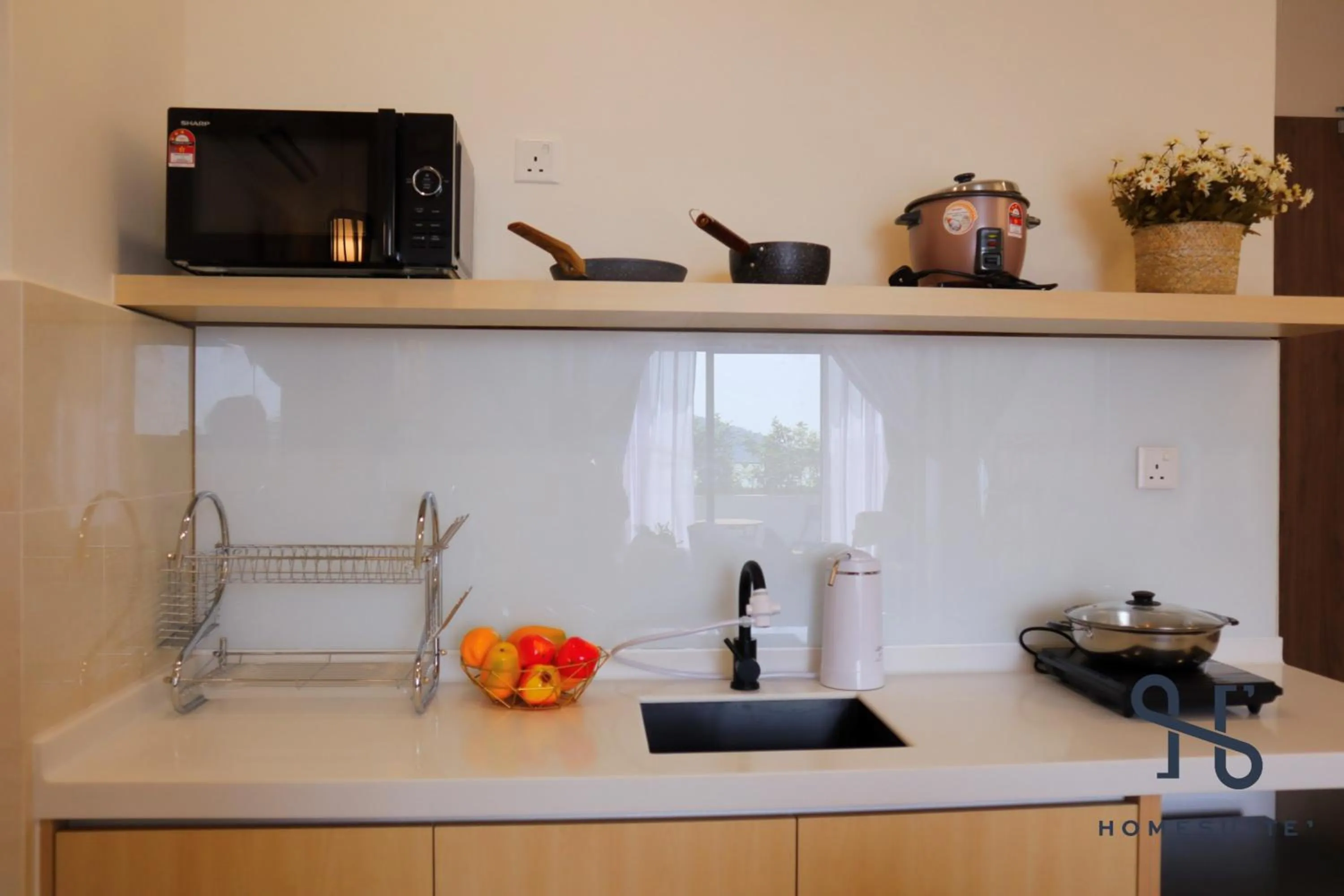 Coffee/tea facilities in The Shore by Homesuite'