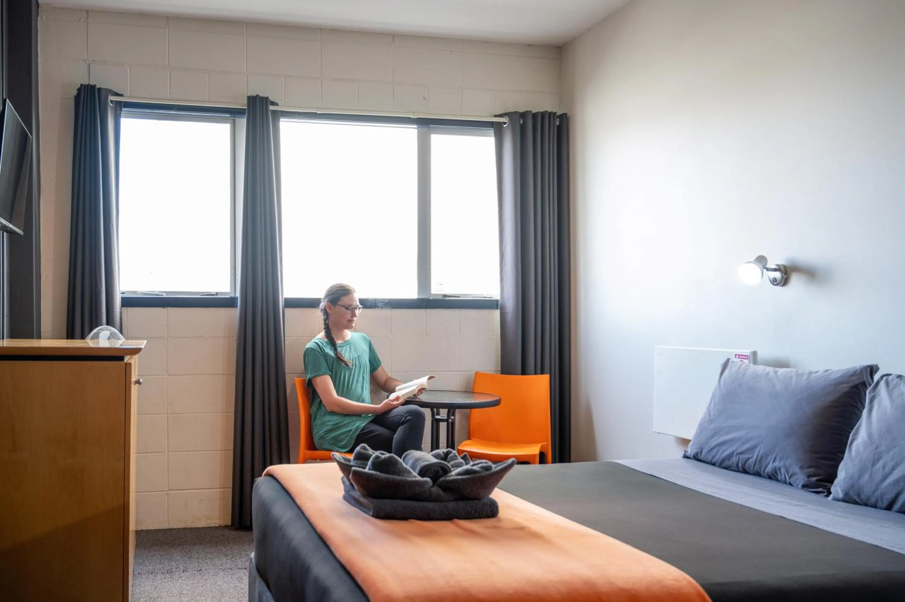 Bed in Rock Solid Backpackers Rotorua