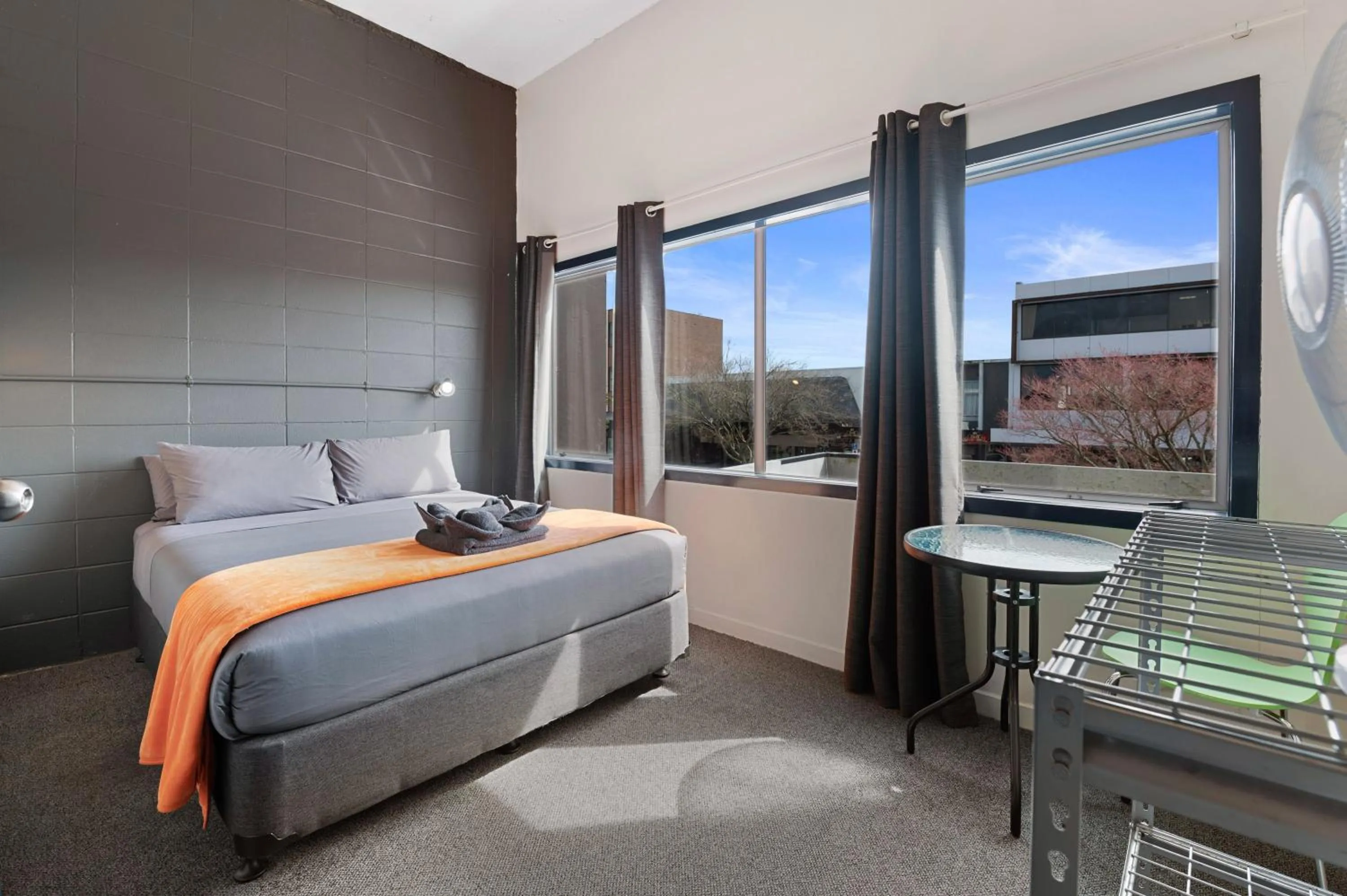 Bedroom, Bed in Rock Solid Backpackers Rotorua