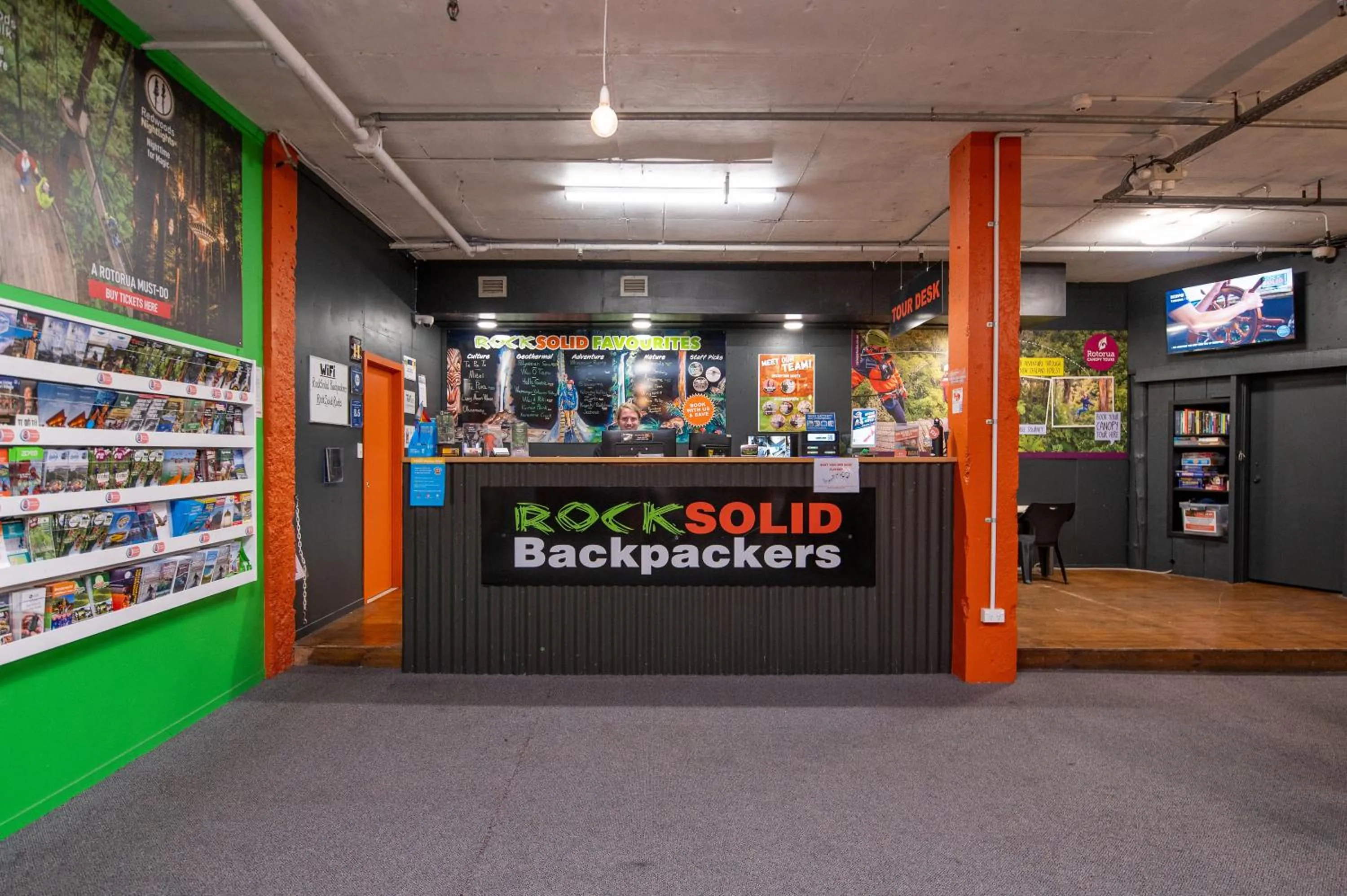 Lobby or reception in Rock Solid Backpackers Rotorua