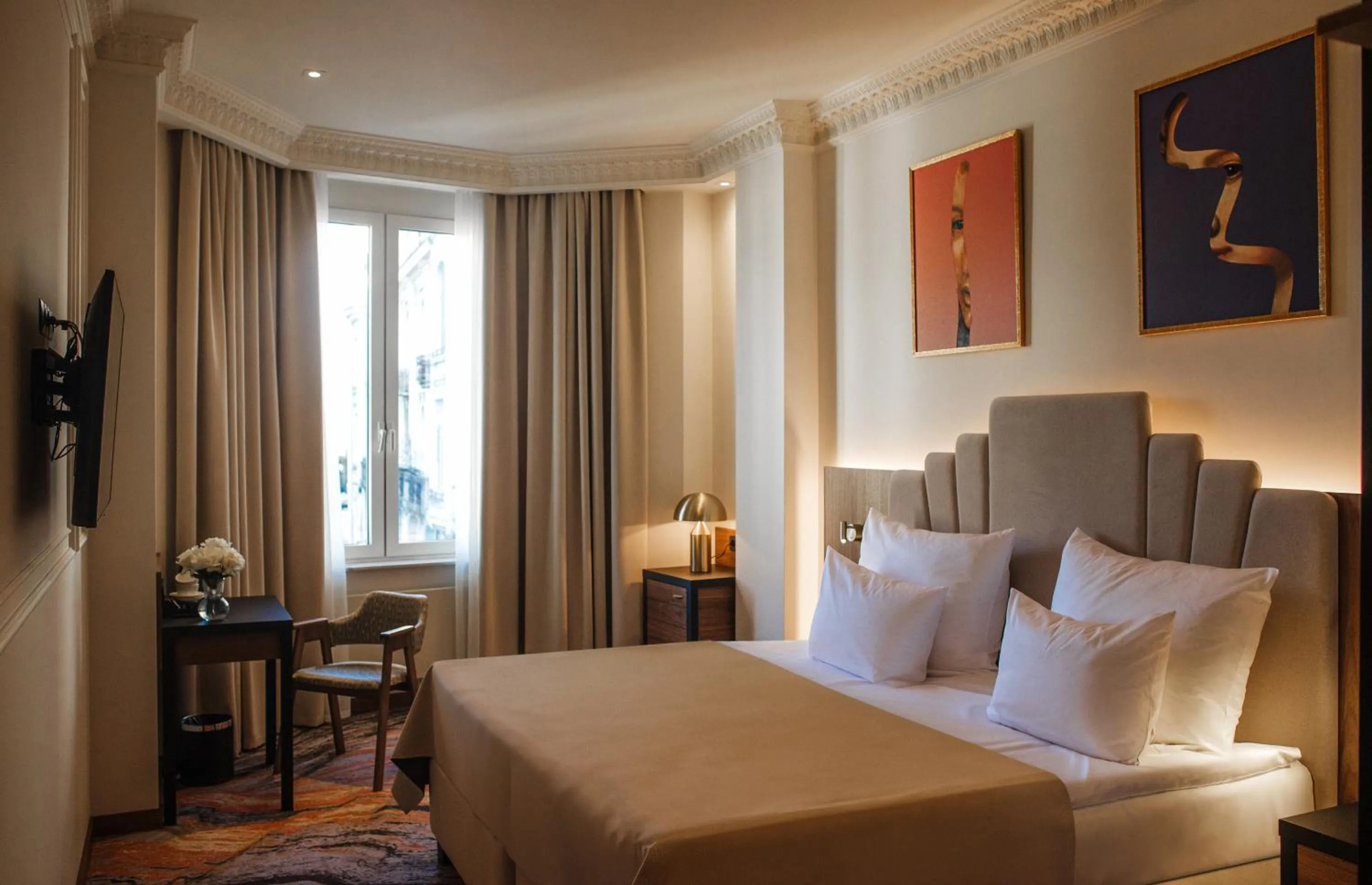 Photo of the whole room, Bed in Nadiya Palace & Wellness