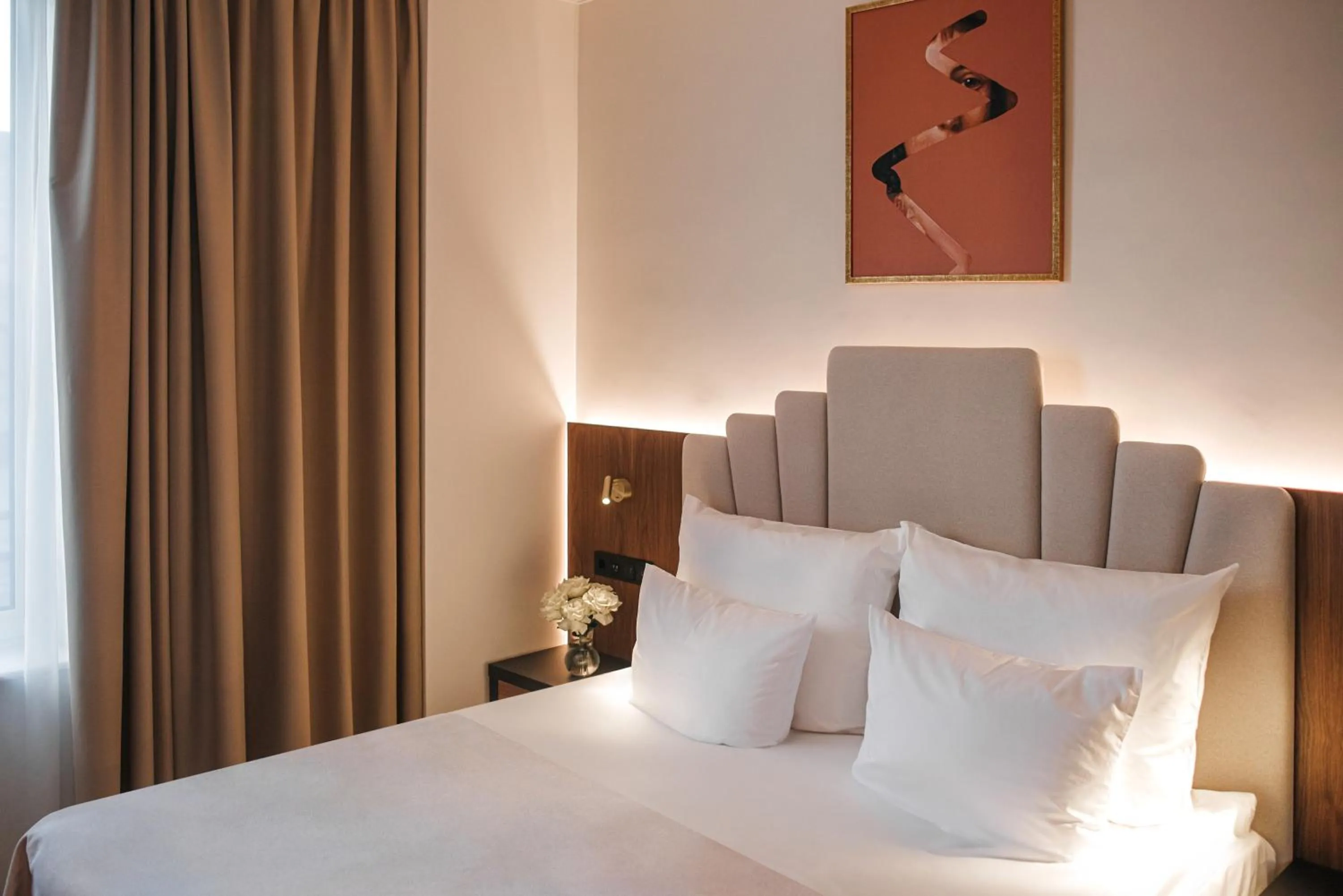 Photo of the whole room, Bed in Nadiya Palace & Wellness