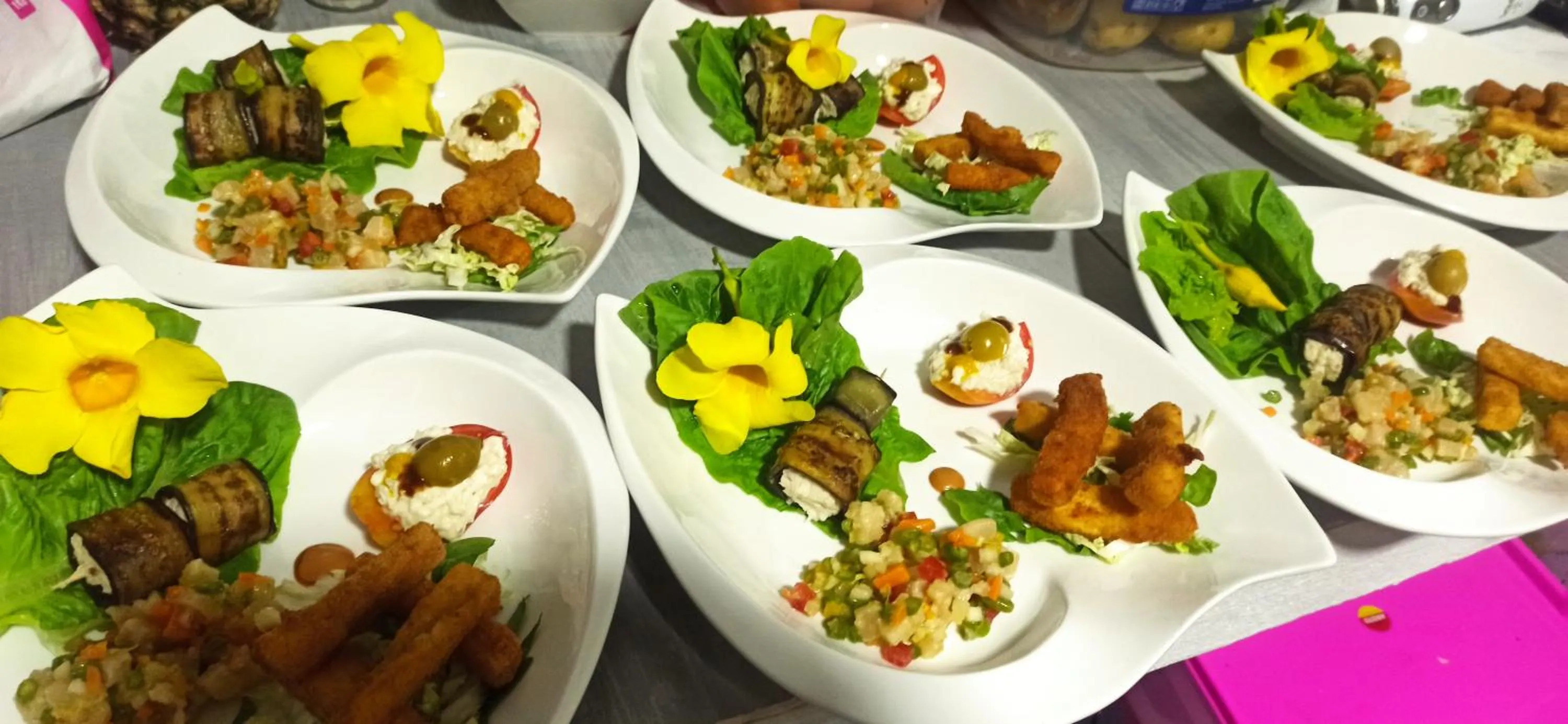 Food and drinks in Blue Sky Resort