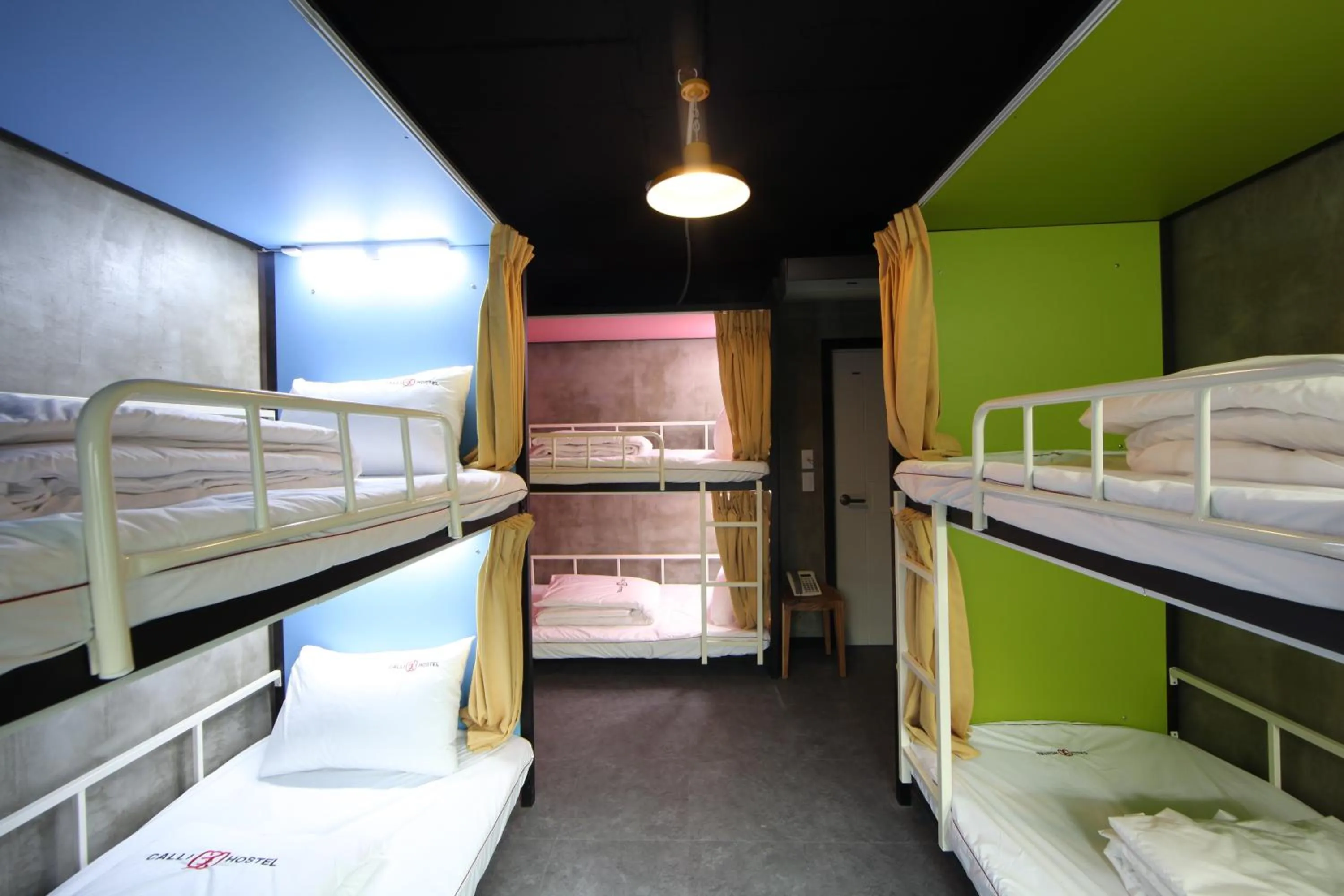 Bed in Calli Hostel