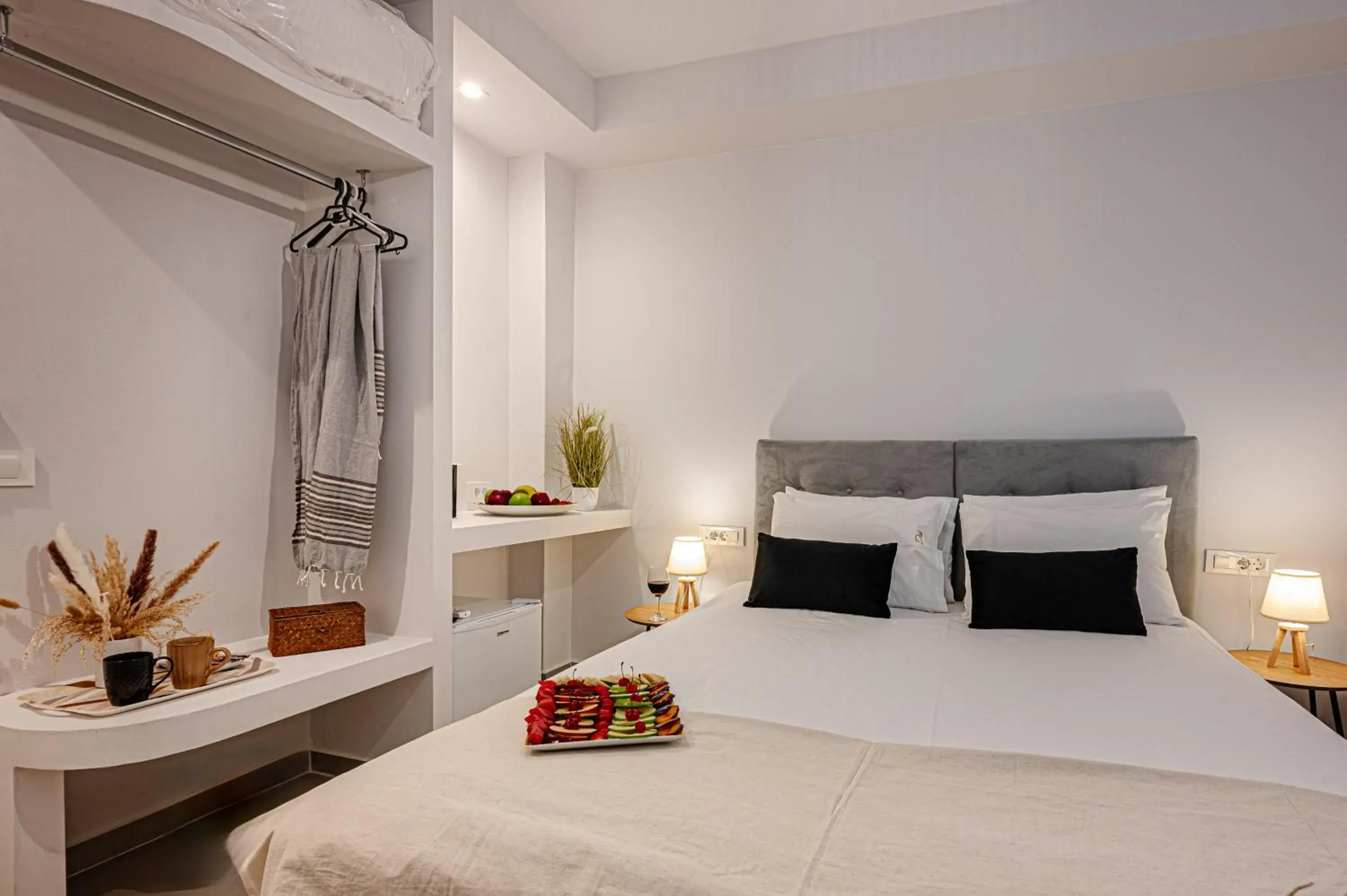 AMINA APARTMENTS AMINA APARTMENTS