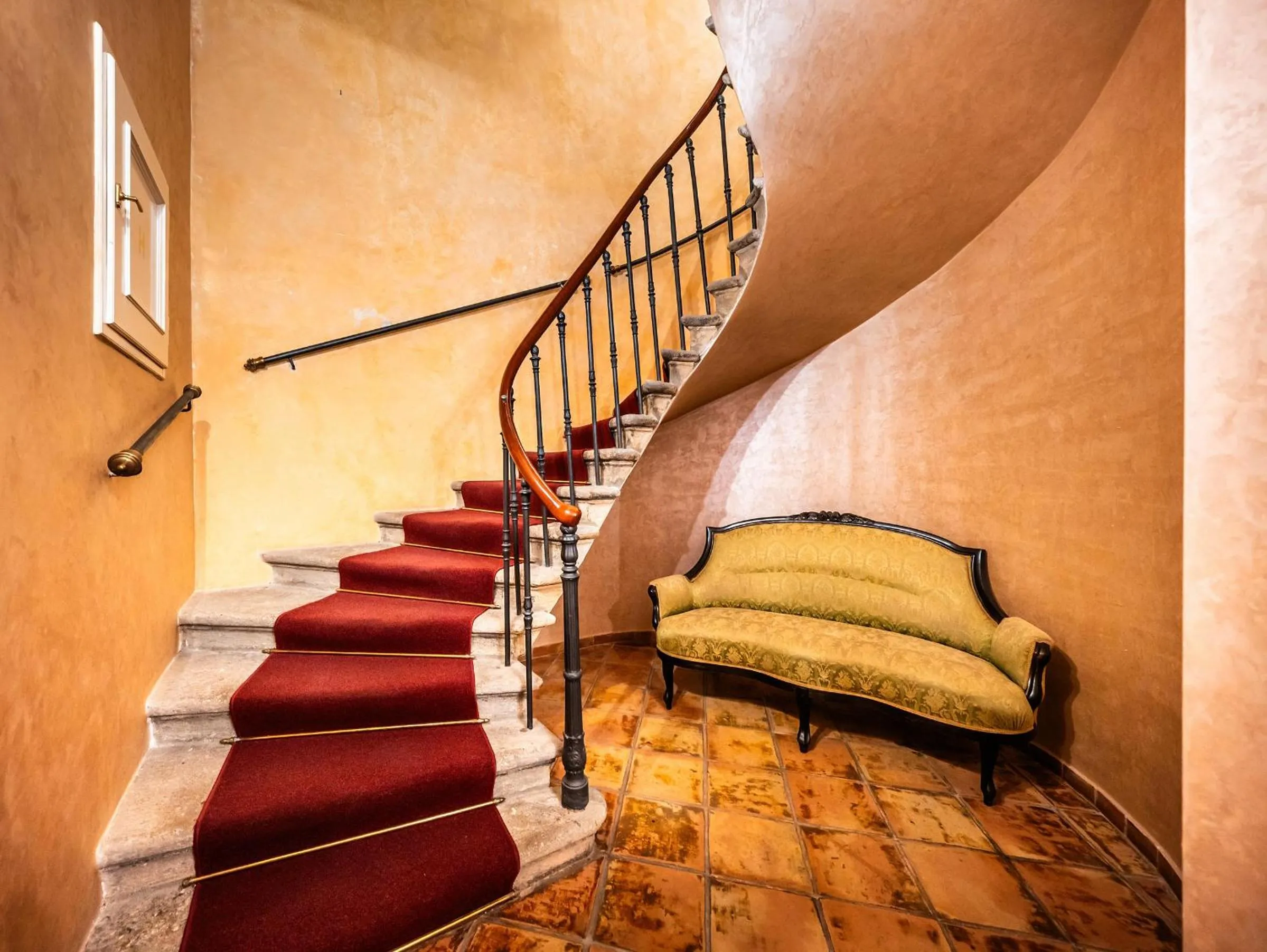 Seating area in Nosticova Heritage