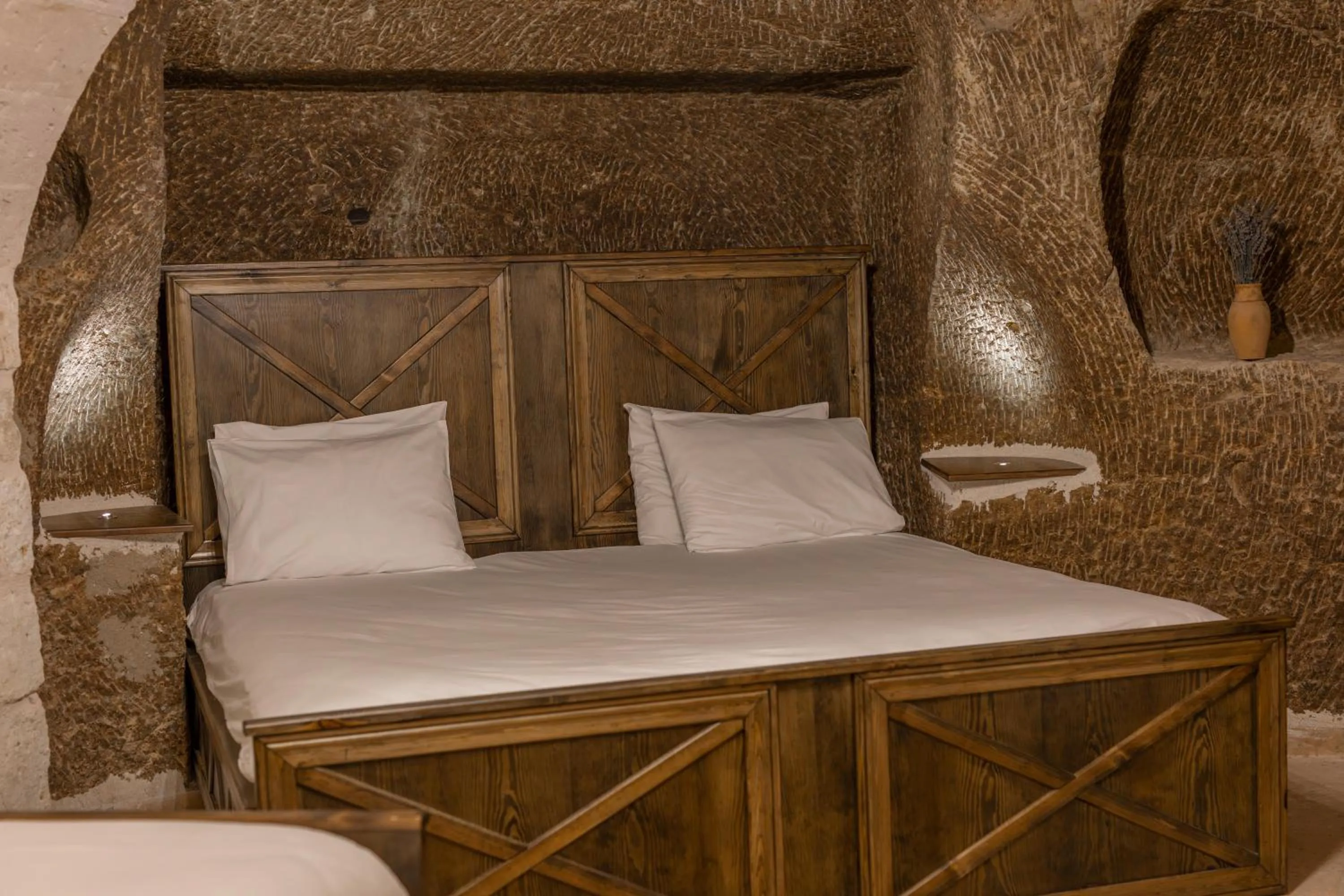 Bed in Belenus Cave House