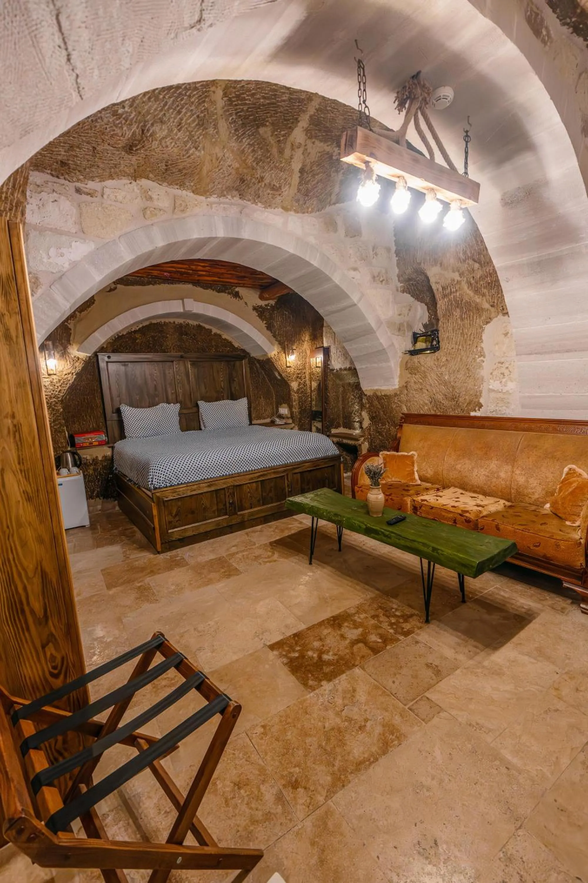 Bed in Belenus Cave House