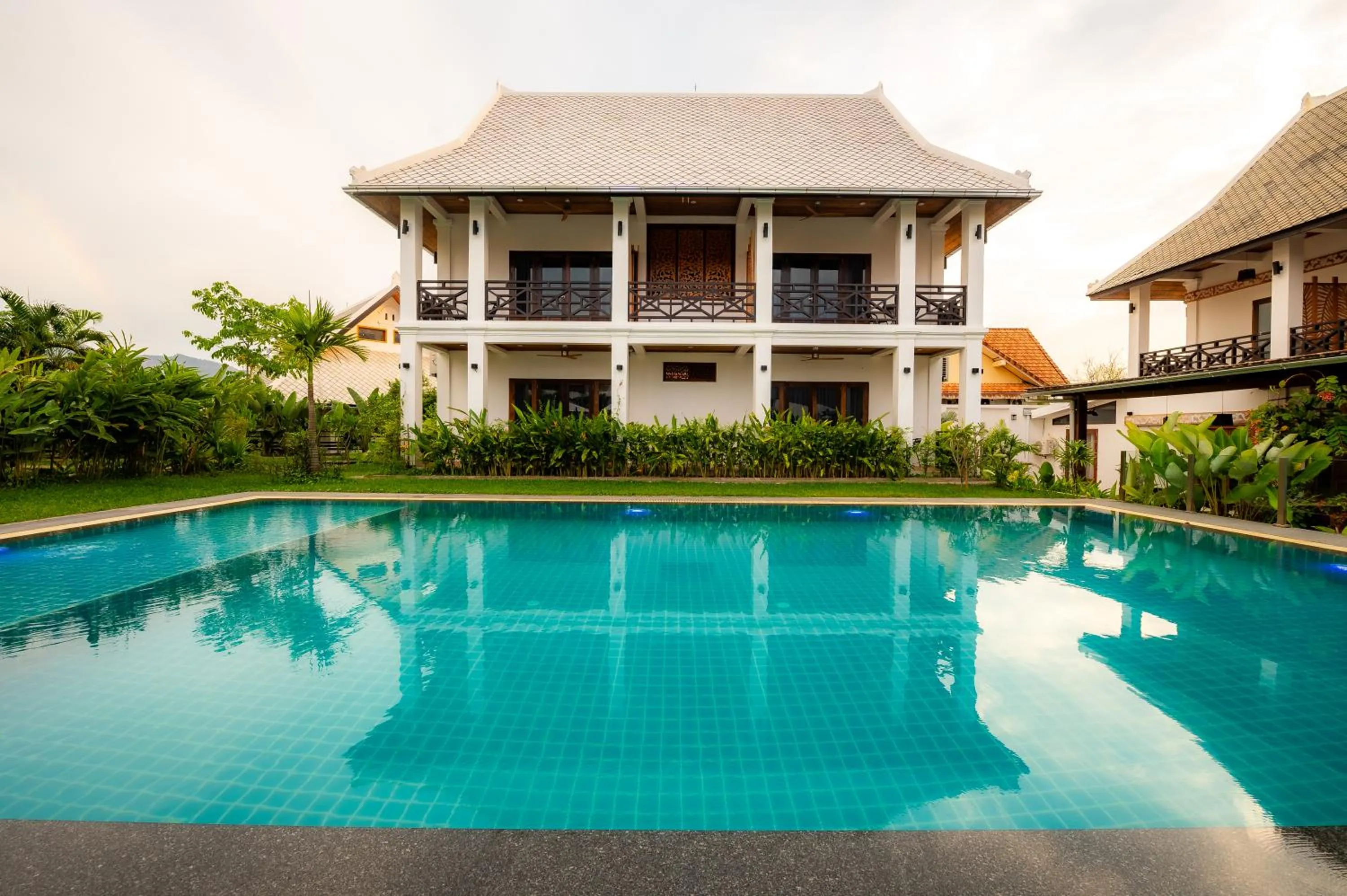 Property building in Madilao Hotel